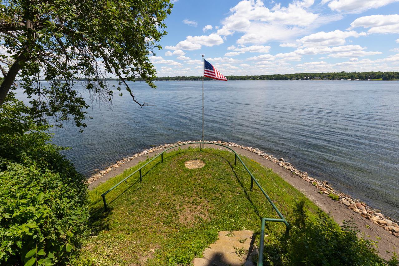 View of Residential at 1000 Gale Island, Shorewood MN 55331, Shorewood (50 of 54) - Mike Wilen | Minnesota Team Real Estate