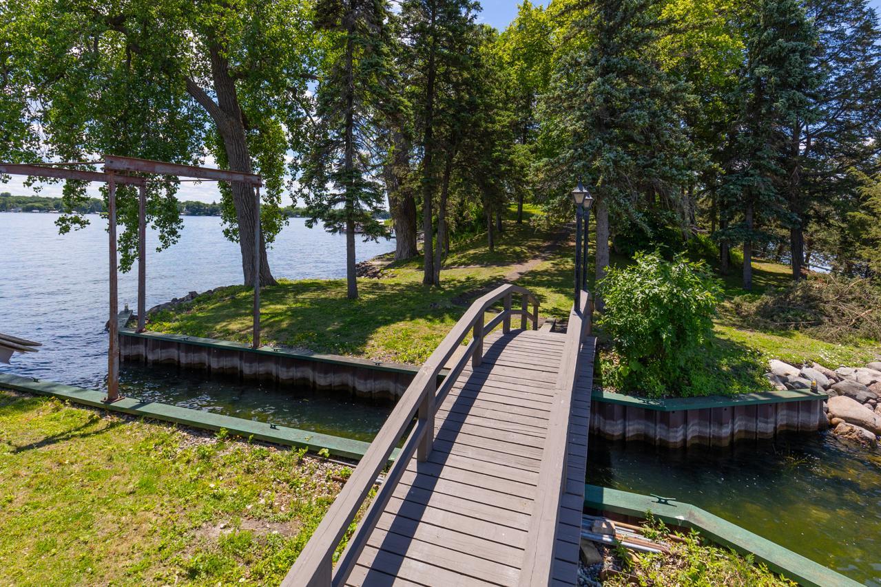 View of Residential at 1000 Gale Island, Shorewood MN 55331, Shorewood (43 of 54) - Mike Wilen | Minnesota Team Real Estate