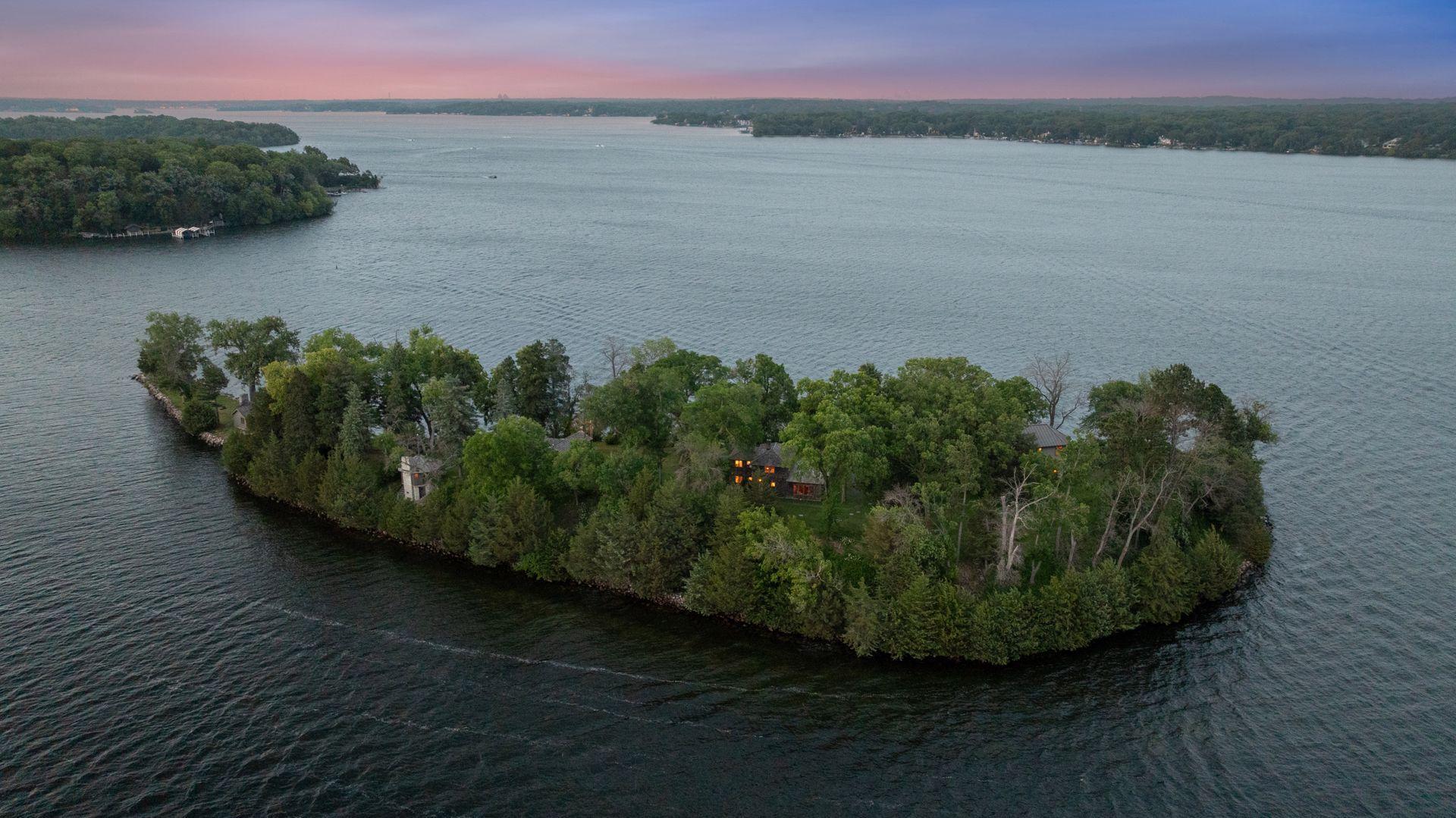View of Residential at 1000 Gale Island, Shorewood MN 55331, Shorewood (53 of 54) - Mike Wilen | Minnesota Team Real Estate