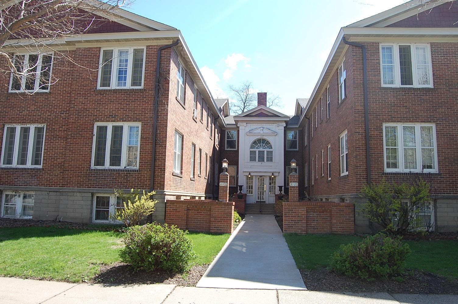 View of Residential at 3909 Aldrich Avenue #6, Minneapolis MN 55409, Minneapolis (4 of 19) - Mike Wilen | Minnesota Team Real Estate