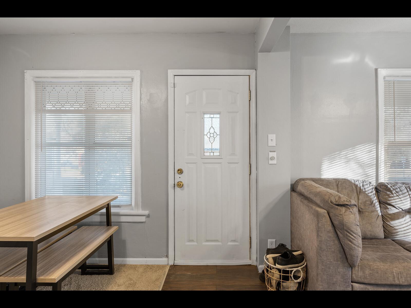 View of Residential at 2631 Thomas Avenue, Minneapolis MN 55411, Minneapolis (2 of 23) - Mike Wilen | Minnesota Team Real Estate