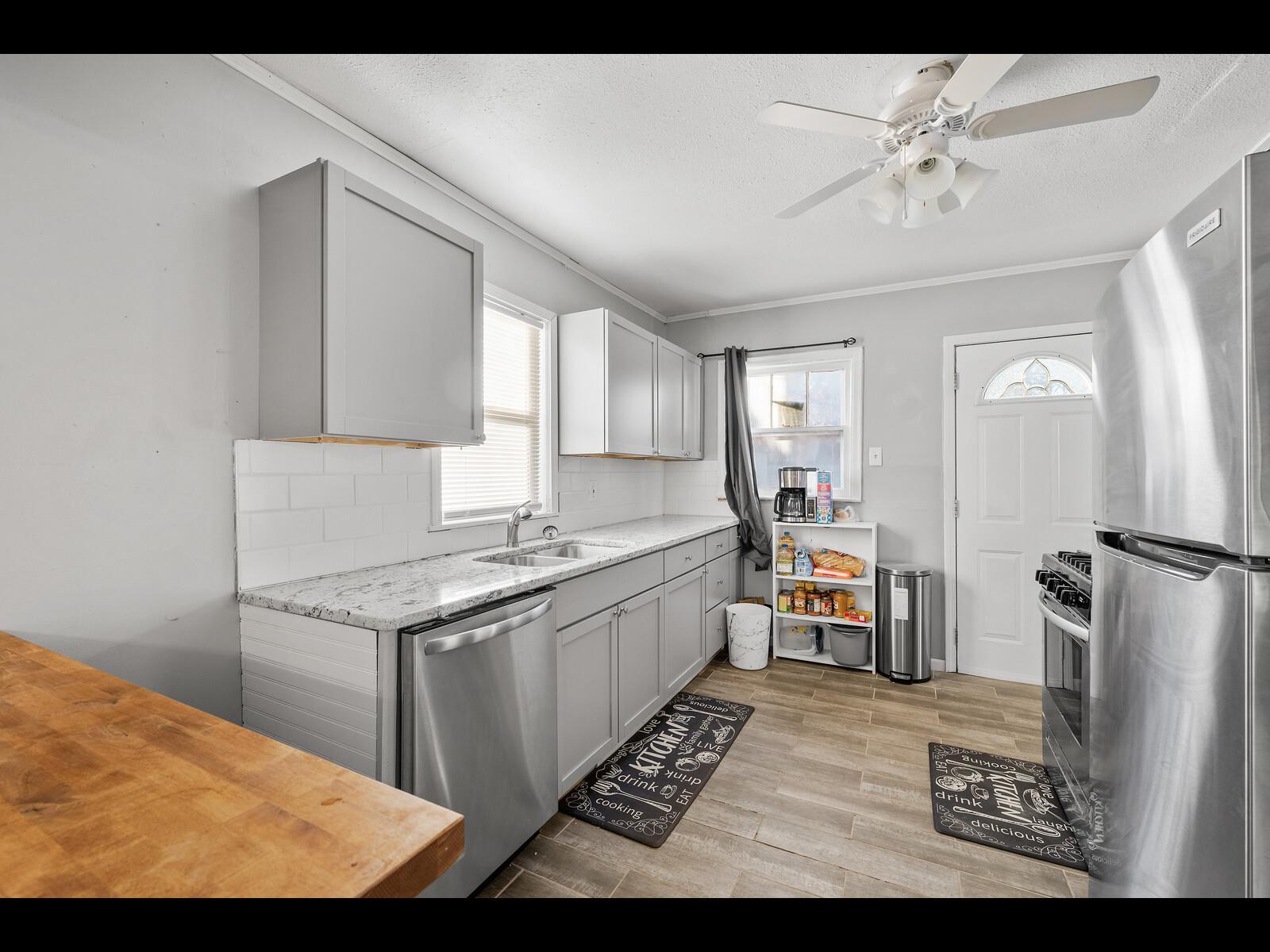 View of Residential at 2631 Thomas Avenue, Minneapolis MN 55411, Minneapolis (7 of 23) - Mike Wilen | Minnesota Team Real Estate