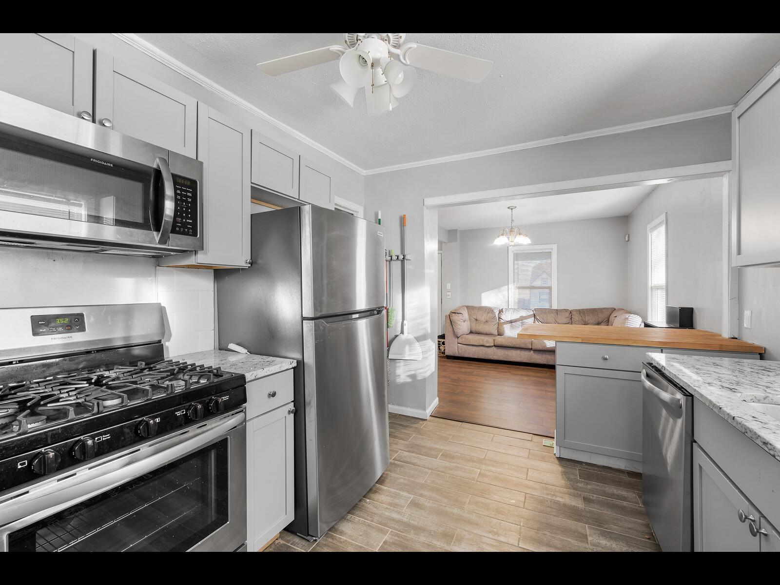 View of Residential at 2631 Thomas Avenue, Minneapolis MN 55411, Minneapolis (11 of 23) - Mike Wilen | Minnesota Team Real Estate