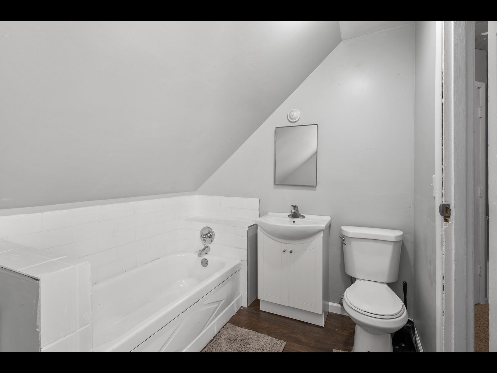 View of Residential at 2631 Thomas Avenue, Minneapolis MN 55411, Minneapolis (14 of 23) - Mike Wilen | Minnesota Team Real Estate