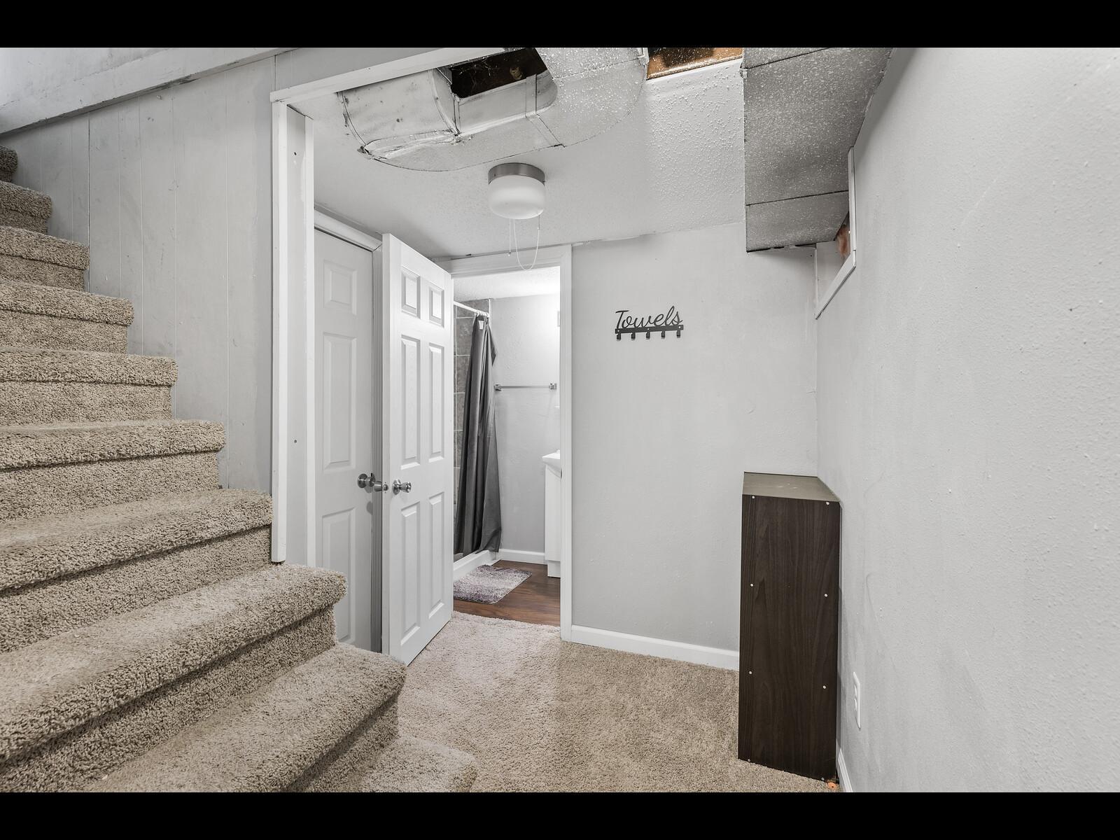 View of Residential at 2631 Thomas Avenue, Minneapolis MN 55411, Minneapolis (17 of 23) - Mike Wilen | Minnesota Team Real Estate