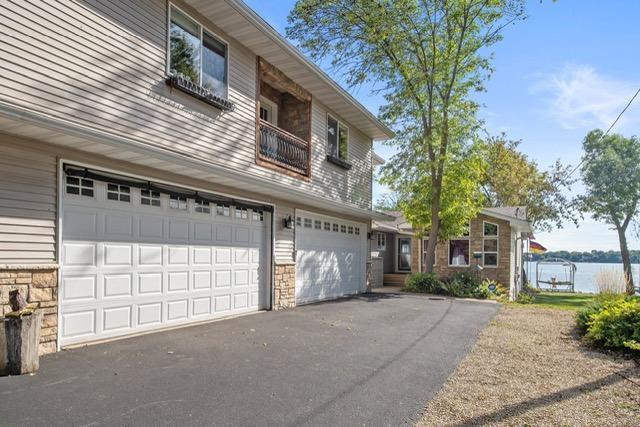 View of Residential at 8839 Shore Trail, Forest Lake MN 55025, Forest Lake (42 of 75) - Mike Wilen | Minnesota Team Real Estate