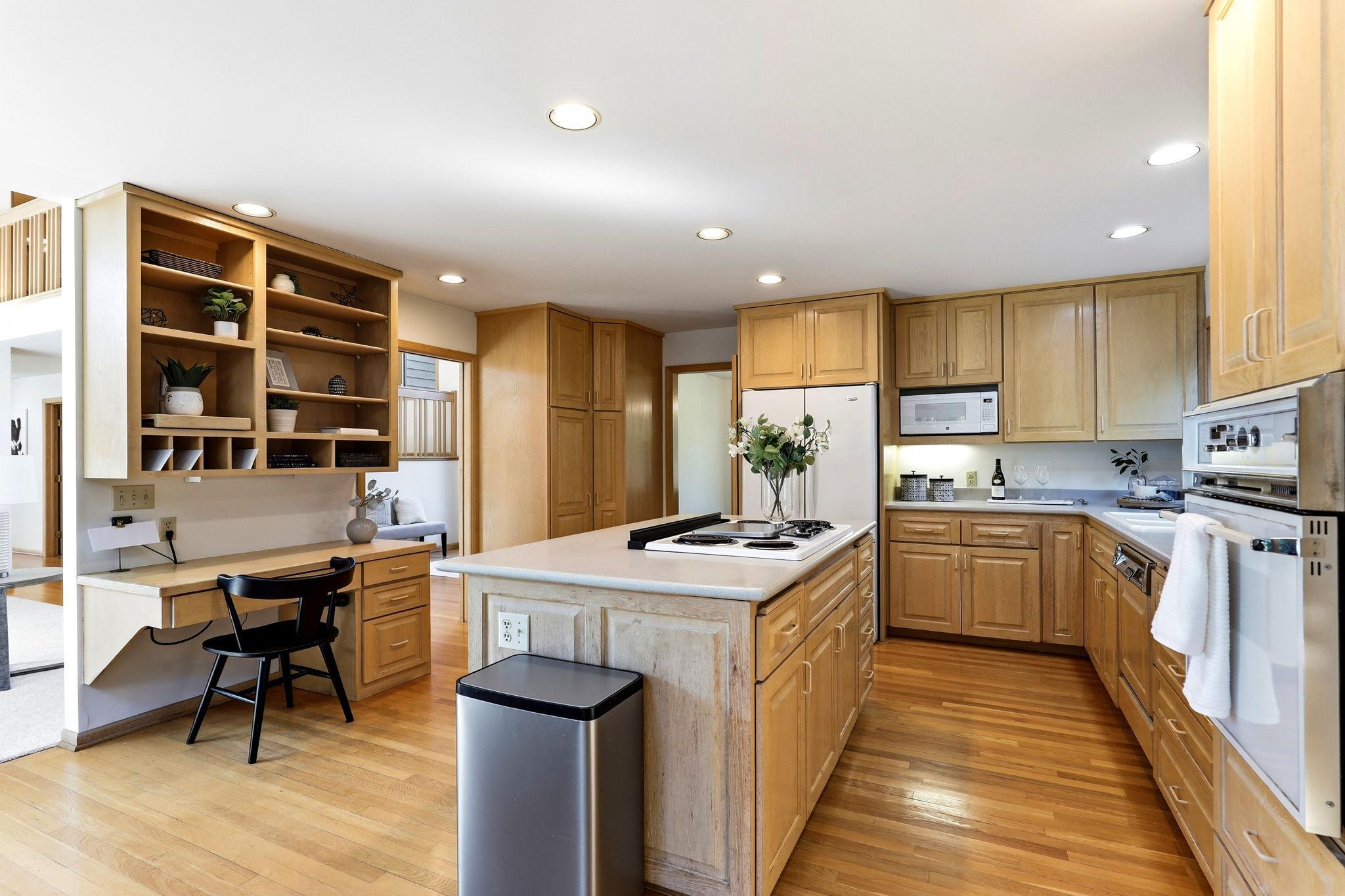 View of Residential at 782 Evergreen Knolls, Mendota Heights MN 55118, Mendota Heights (48 of 114) - Mike Wilen | Minnesota Team Real Estate