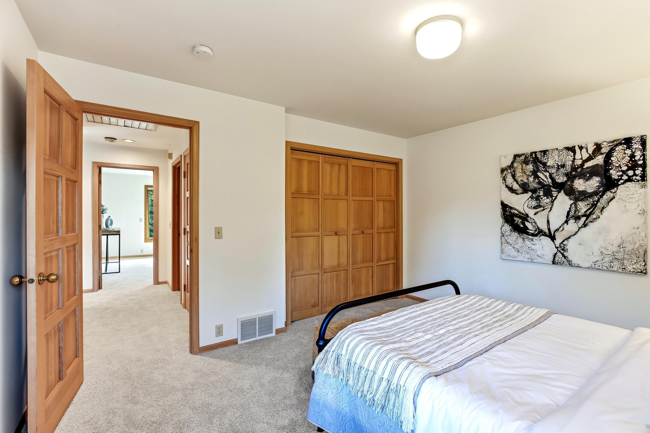 View of Residential at 782 Evergreen Knolls, Mendota Heights MN 55118, Mendota Heights (92 of 114) - Mike Wilen | Minnesota Team Real Estate