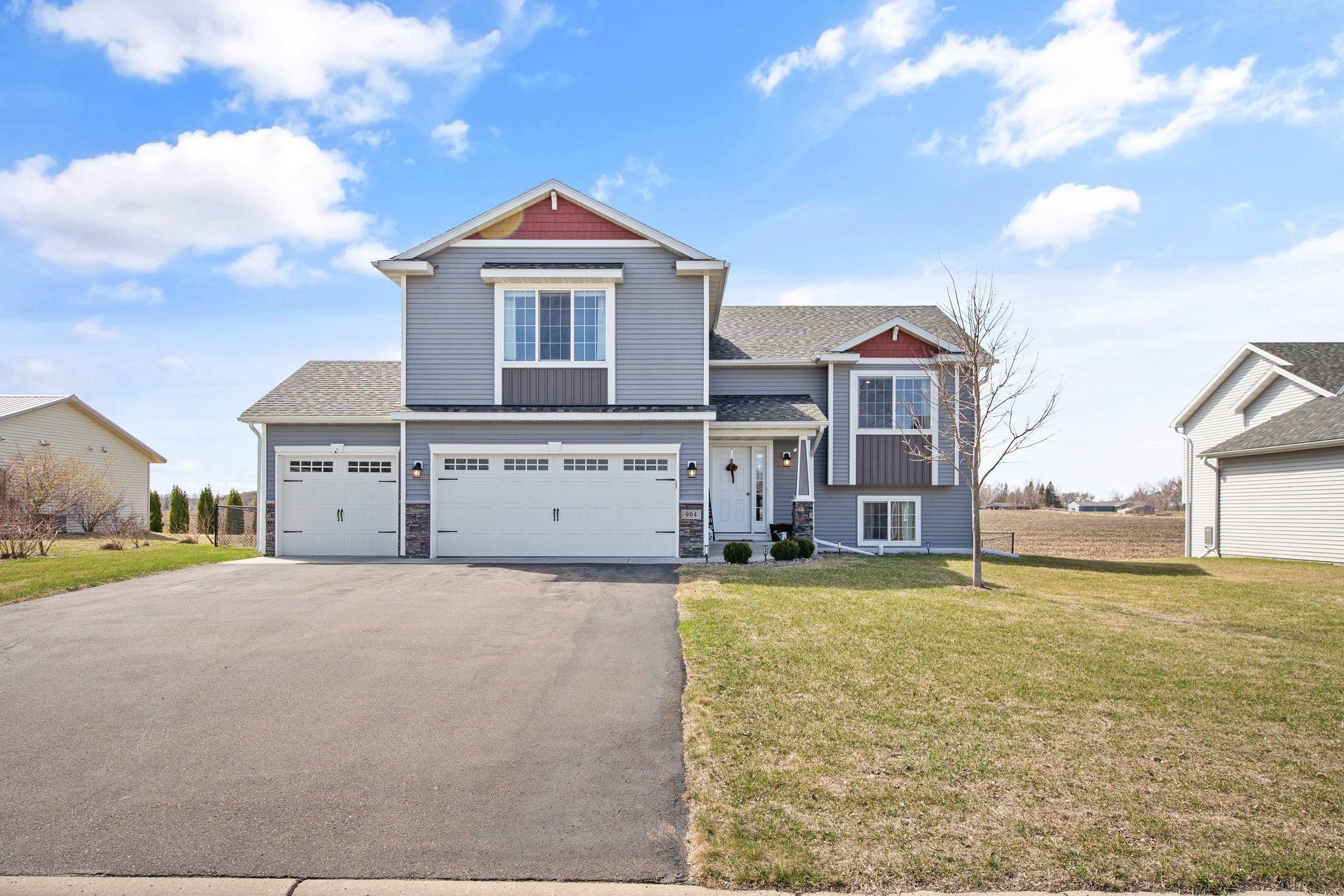 View of Residential at 904 Palm Circle, Annandale MN 55302, Annandale - Mike Wilen | Minnesota Team Real Estate