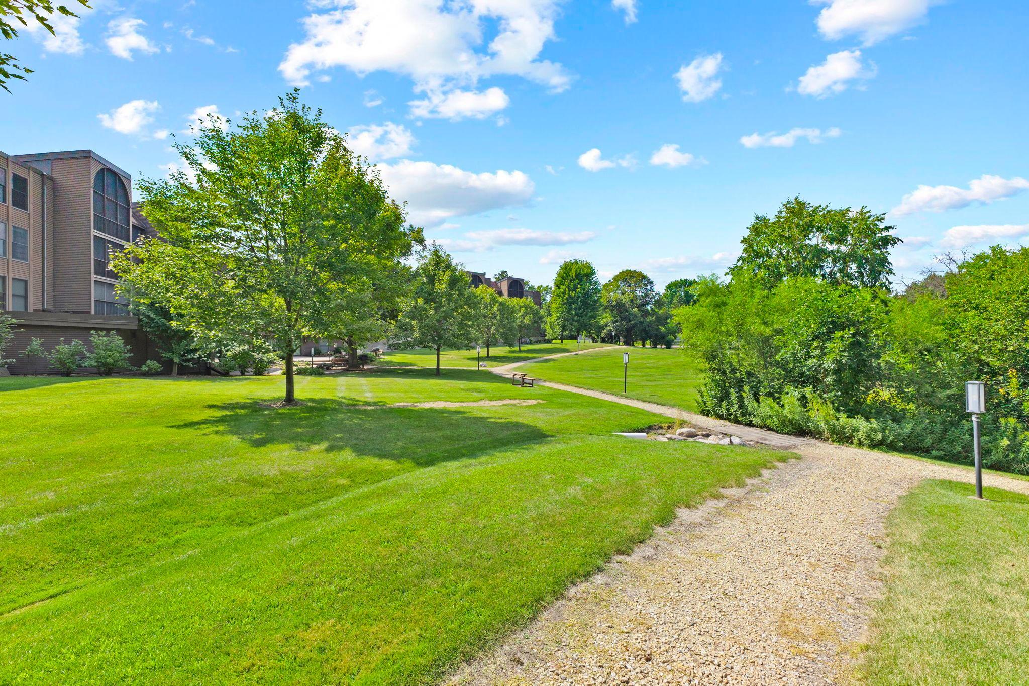 View of Residential at 9700 Portland Avenue #332, Bloomington MN 55420, Bloomington (31 of 39) - Mike Wilen | Minnesota Team Real Estate