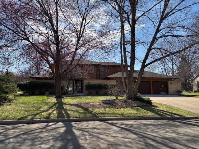 View of Residential at 2375 Apache Court, Mendota Heights MN 55120, Mendota Heights - Mike Wilen | Minnesota Team Real Estate