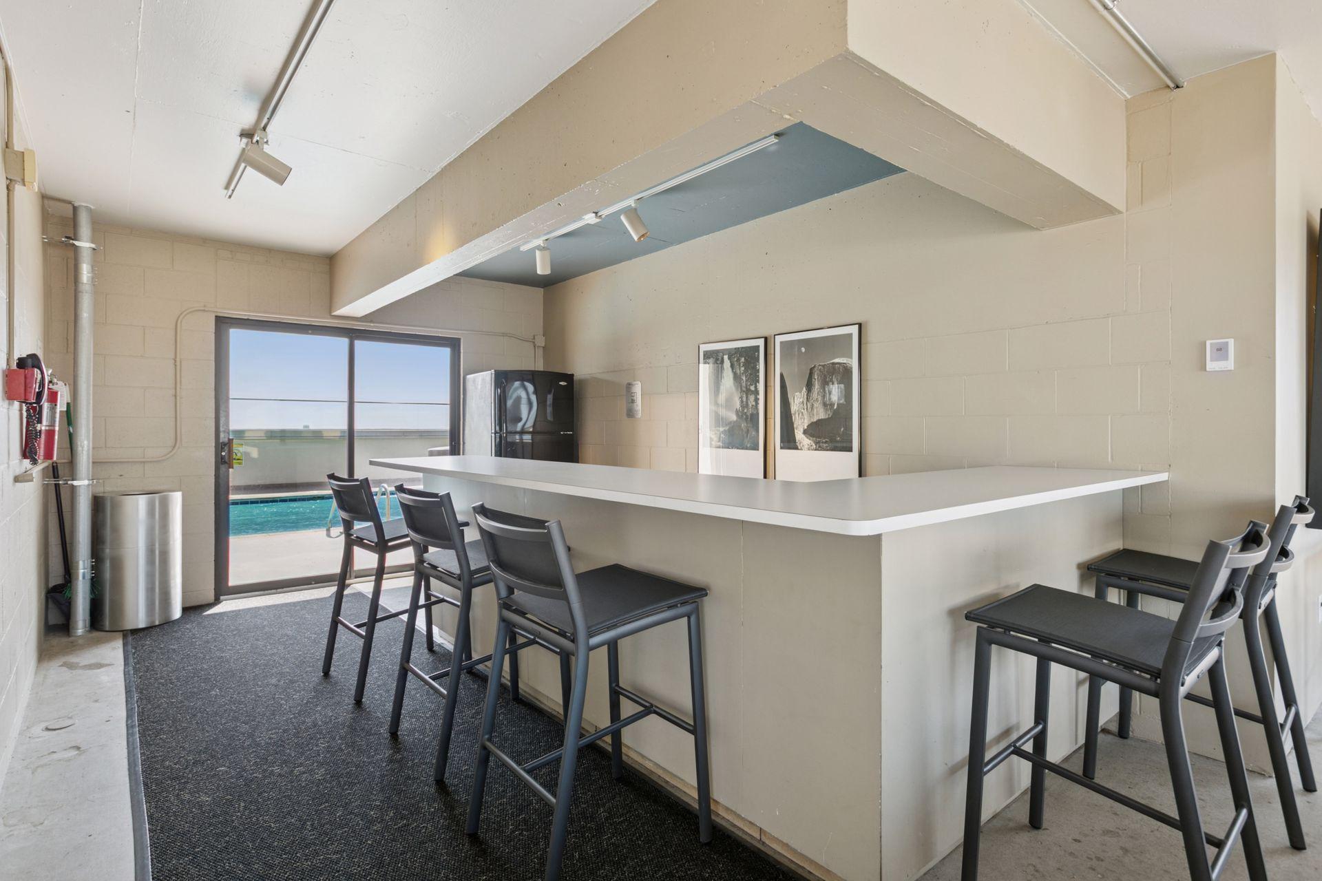 View of Residential at 400 Groveland Avenue #914, Minneapolis MN 55403, Minneapolis (41 of 58) - Mike Wilen | Minnesota Team Real Estate