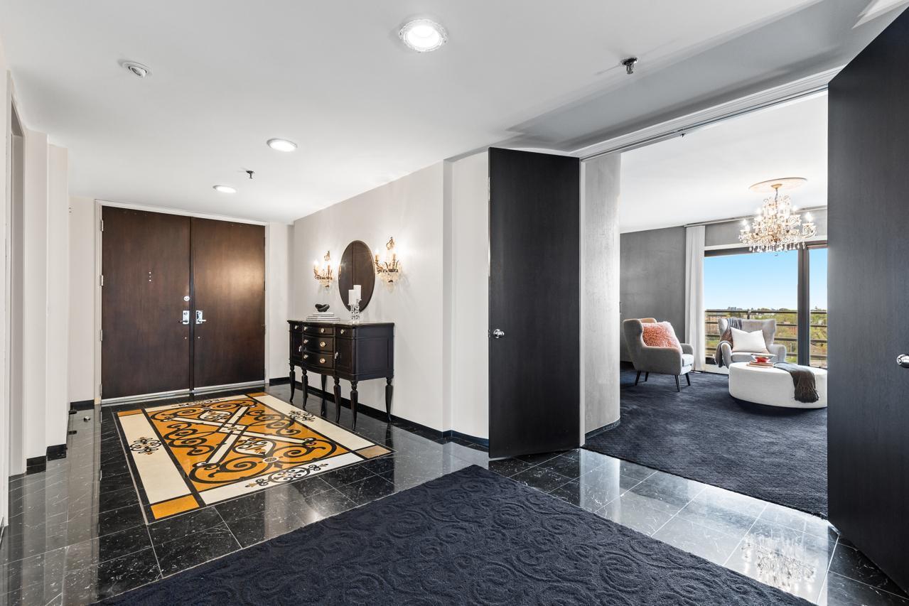 View of Residential at 3145 Dean Court #1100, Minneapolis MN 55416, Minneapolis (26 of 81) - Mike Wilen | Minnesota Team Real Estate