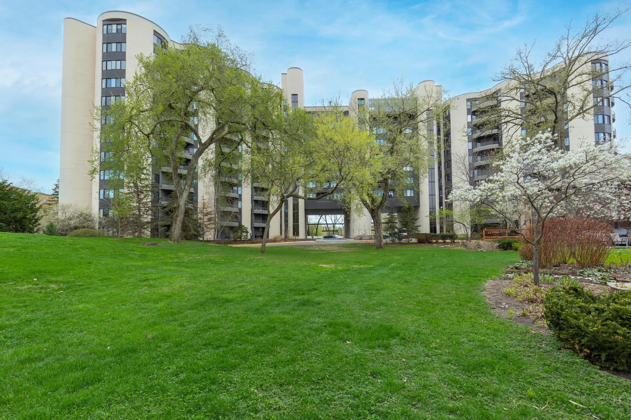 View of Residential at 3145 Dean Court #1100, Minneapolis MN 55416, Minneapolis (81 of 81) - Mike Wilen | Minnesota Team Real Estate