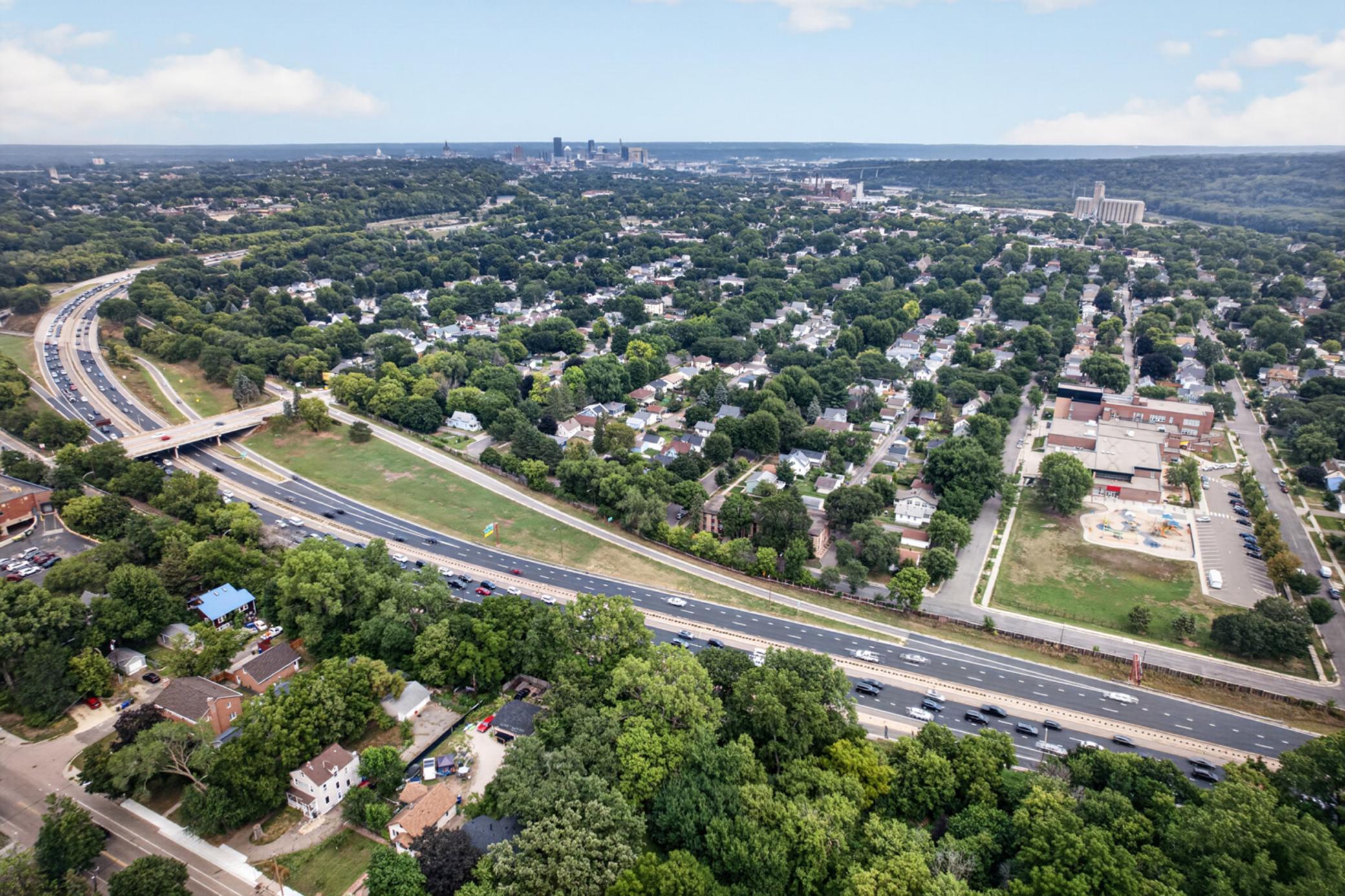 View of Residential at 1033 Armstrong Avenue, Saint Paul MN 55102, Saint Paul (36 of 43) - Mike Wilen | Minnesota Team Real Estate