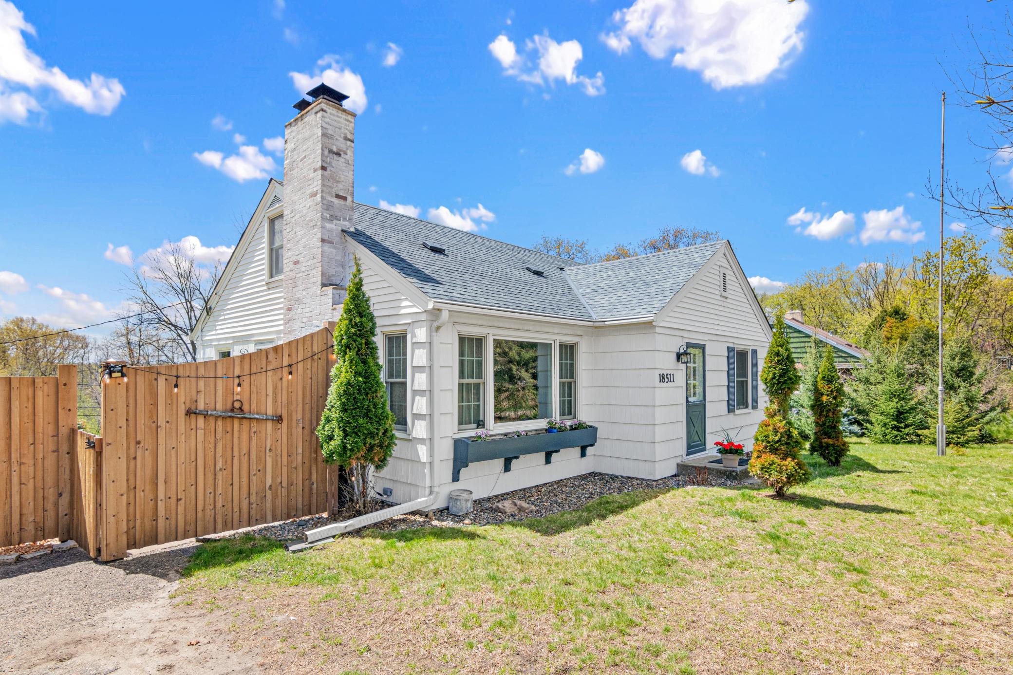 View of Residential at 18511 Delton Avenue, Minnetonka MN 55345, Minnetonka - Mike Wilen | Minnesota Team Real Estate