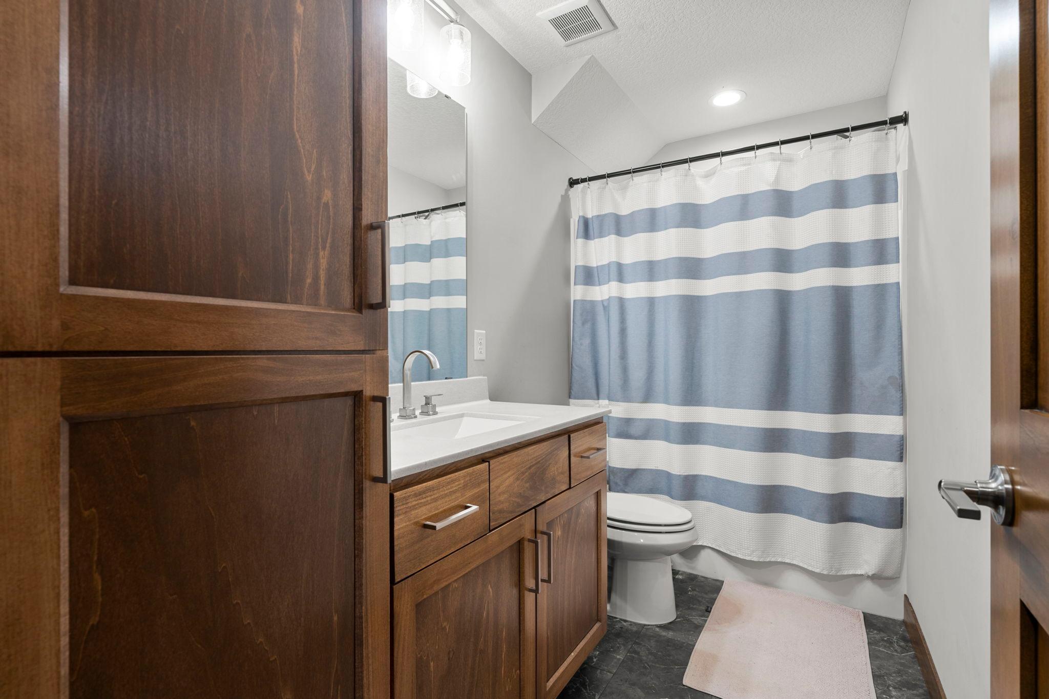 View of Residential at 2251 Cleveland Avenue, Roseville MN 55113, Roseville (41 of 69) - Mike Wilen | Minnesota Team Real Estate