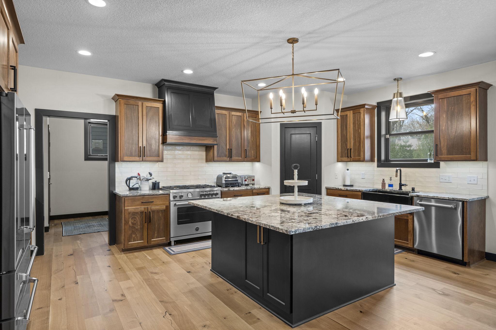 View of Residential at 2251 Cleveland Avenue, Roseville MN 55113, Roseville (16 of 69) - Mike Wilen | Minnesota Team Real Estate