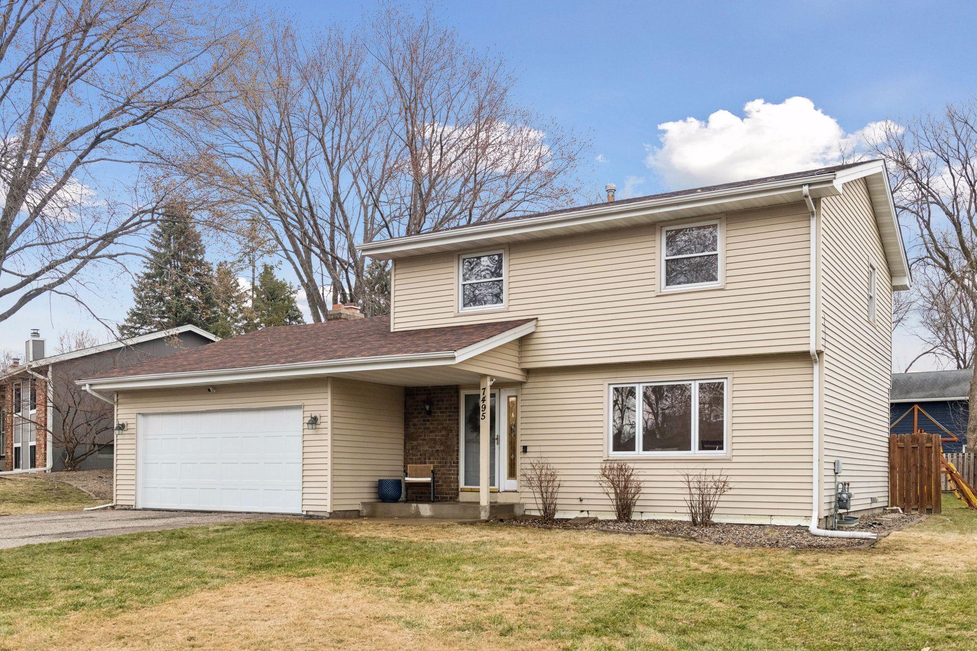View of Residential at 7495 Saratoga Drive, Chanhassen MN 55317, Chanhassen - Mike Wilen | Minnesota Team Real Estate