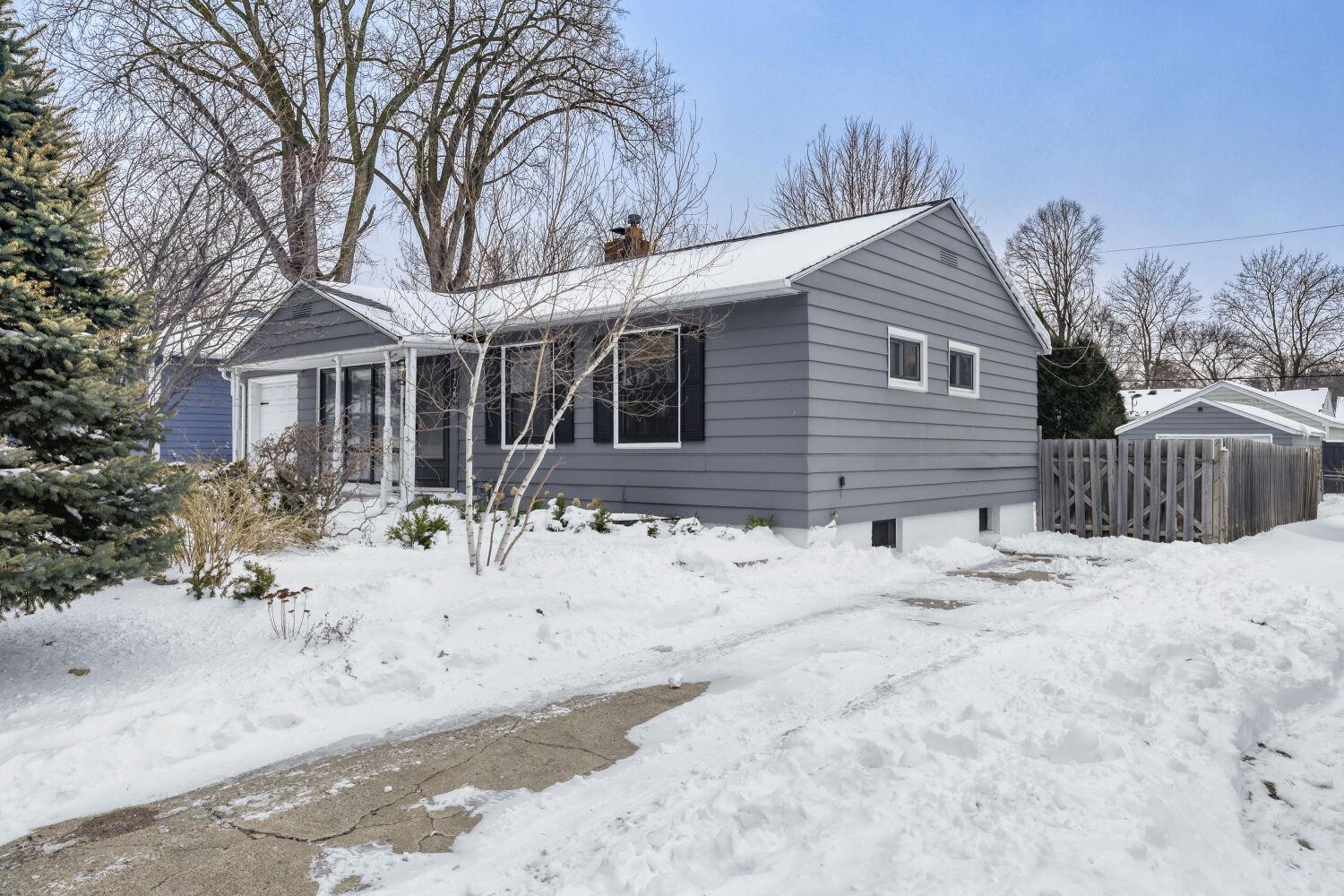 View of Residential at 1720 Montreal Avenue, Saint Paul MN 55116, Saint Paul - Mike Wilen | Minnesota Team Real Estate