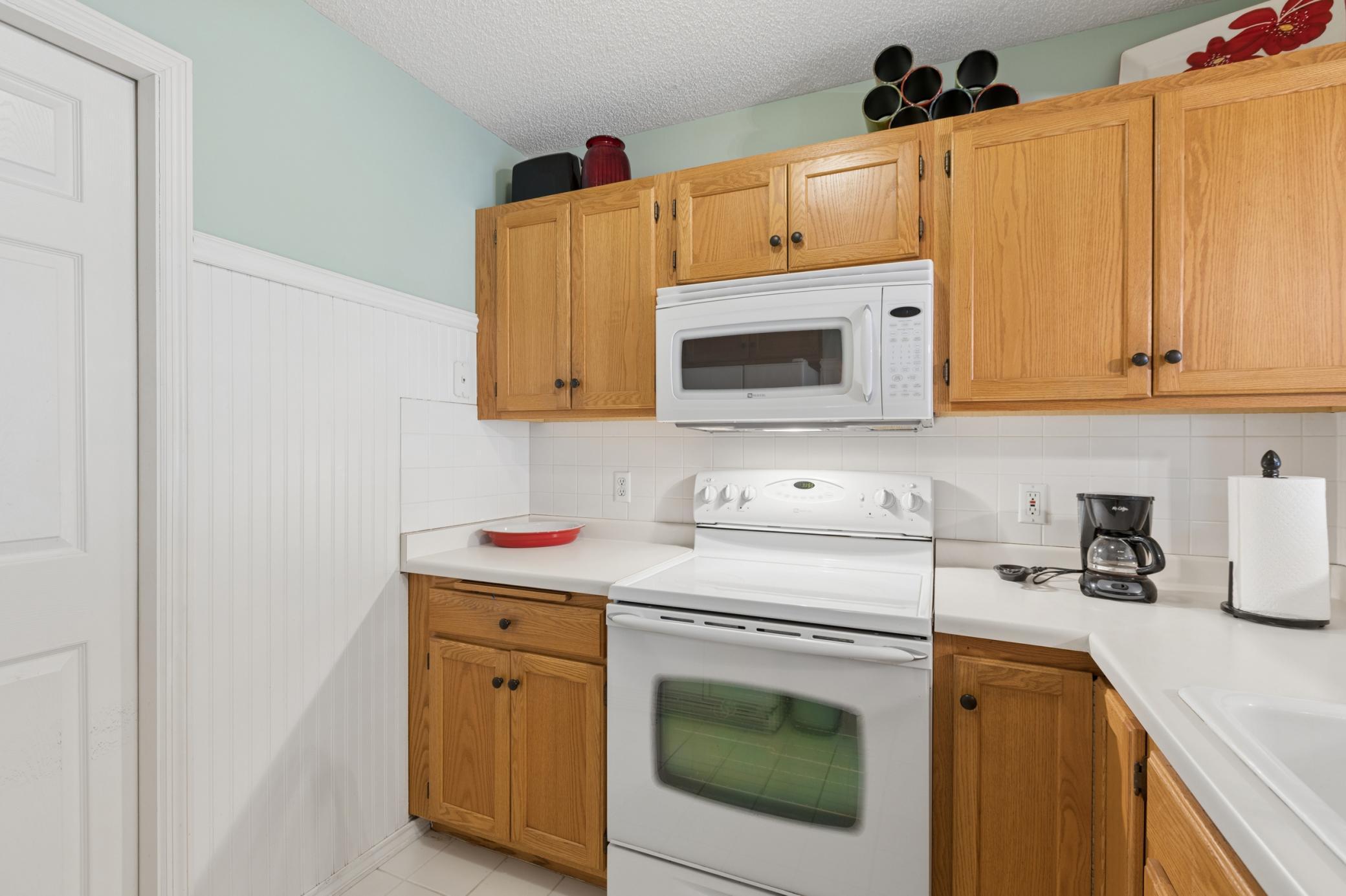 View of Residential at 1940 Shenandoah Court #C, Plymouth MN 55447, Plymouth (5 of 11) - Mike Wilen | Minnesota Team Real Estate
