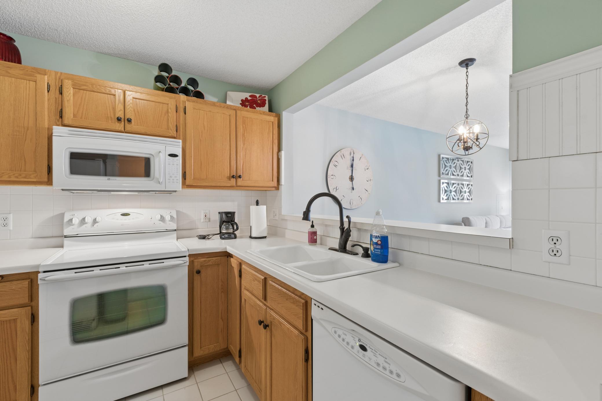 View of Residential at 1940 Shenandoah Court #C, Plymouth MN 55447, Plymouth (4 of 11) - Mike Wilen | Minnesota Team Real Estate
