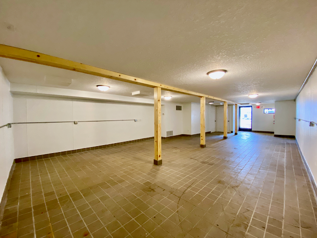 View of Commercial Sale at 167 Lake Street, Forest Lake MN 55025, Forest Lake (12 of 14) - Mike Wilen | Minnesota Team Real Estate
