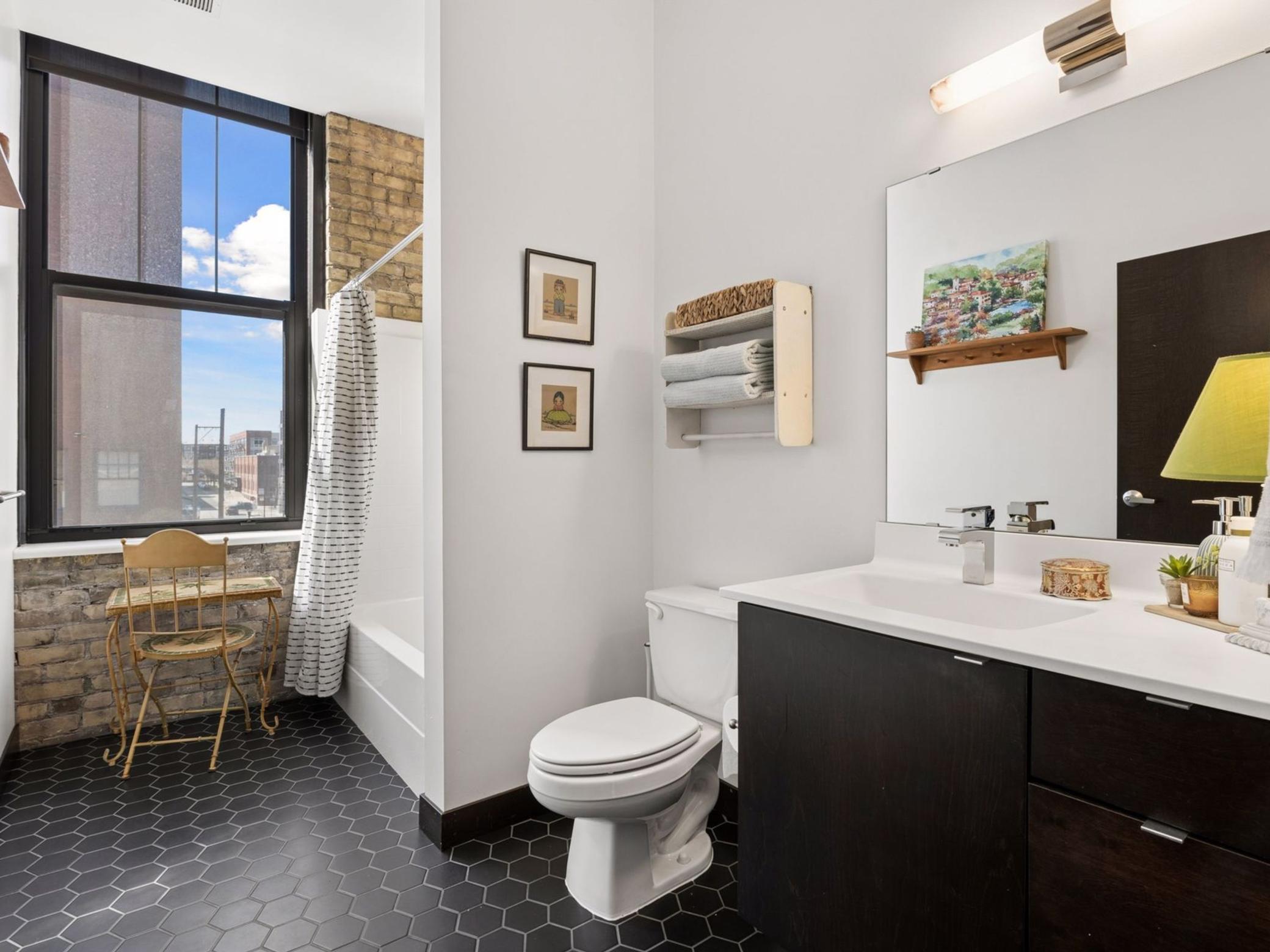 View of Residential at 618 Washington Avenue #301, Minneapolis MN 55401, Minneapolis (23 of 37) - Mike Wilen | Minnesota Team Real Estate