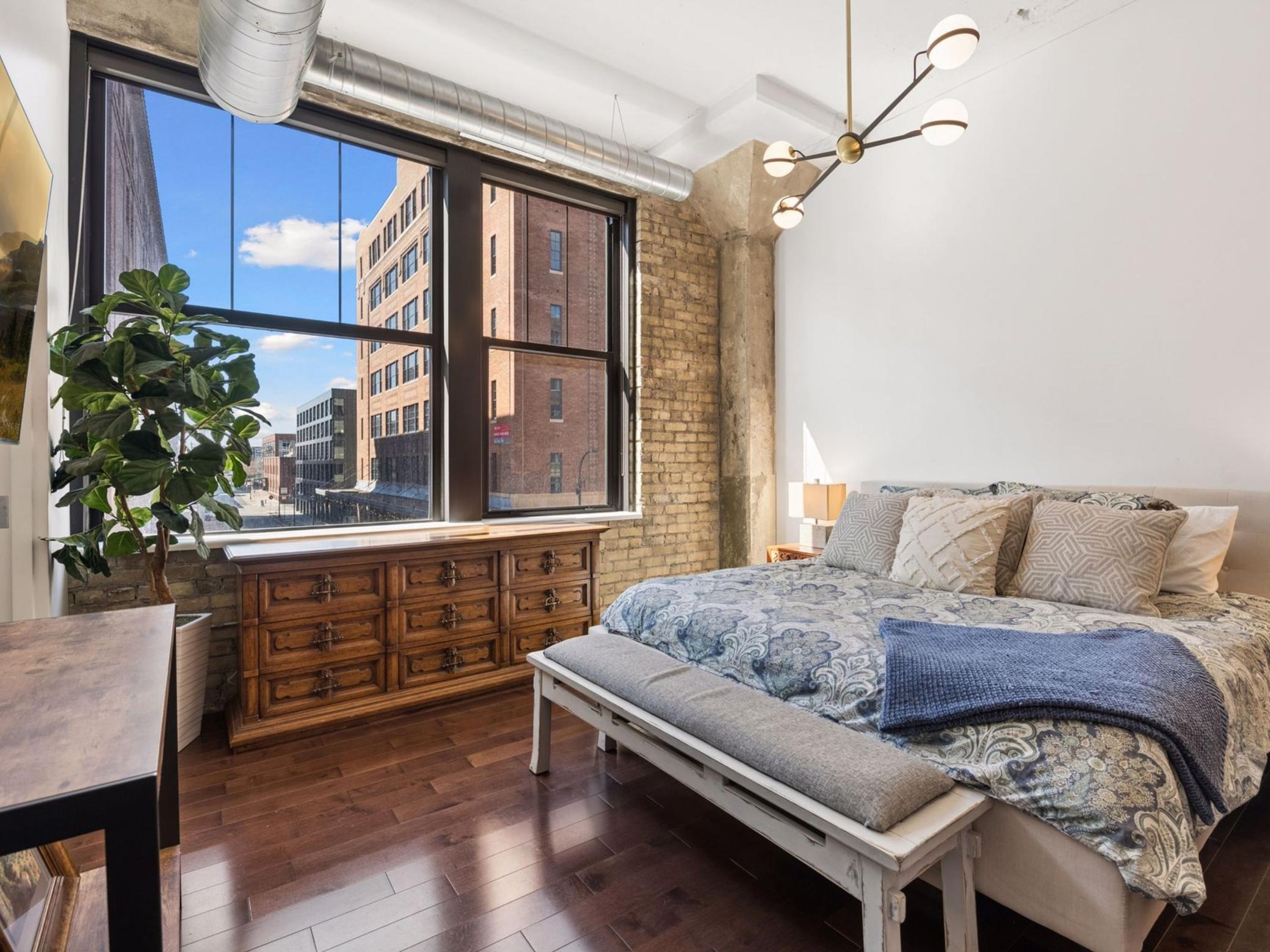 View of Residential at 618 Washington Avenue #301, Minneapolis MN 55401, Minneapolis (15 of 37) - Mike Wilen | Minnesota Team Real Estate