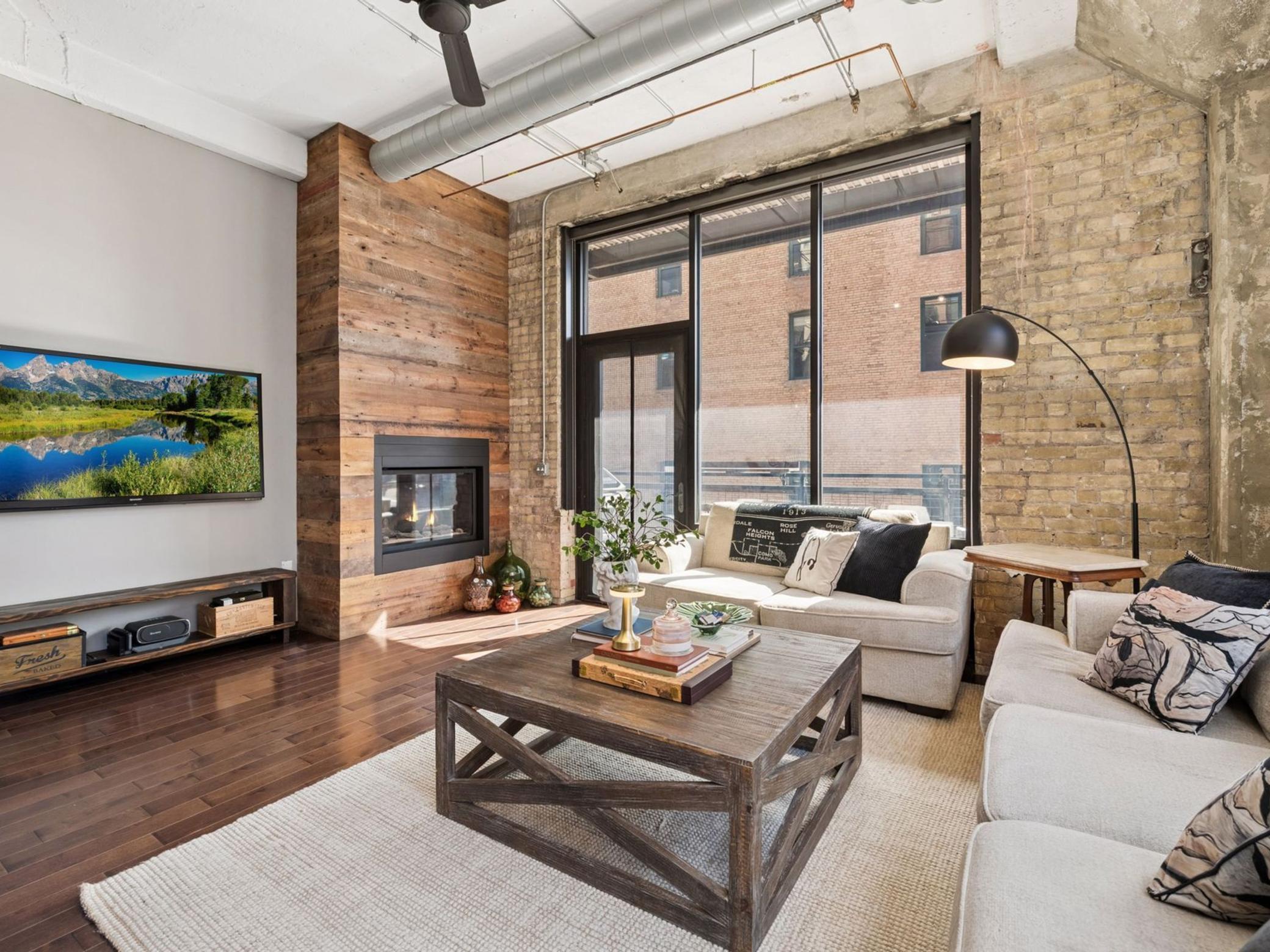 View of Residential at 618 Washington Avenue #301, Minneapolis MN 55401, Minneapolis (2 of 37) - Mike Wilen | Minnesota Team Real Estate