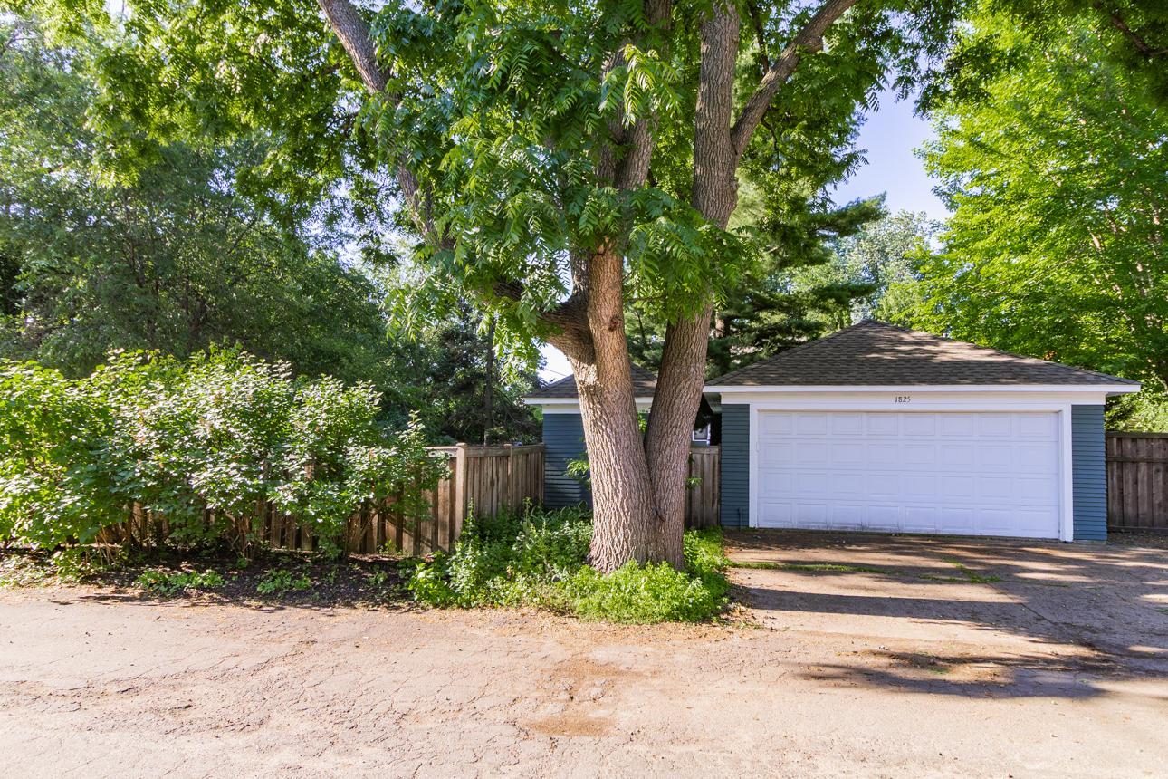 View of Residential at 1825 Summit Avenue, Saint Paul MN 55105, Saint Paul (54 of 63) - Mike Wilen | Minnesota Team Real Estate