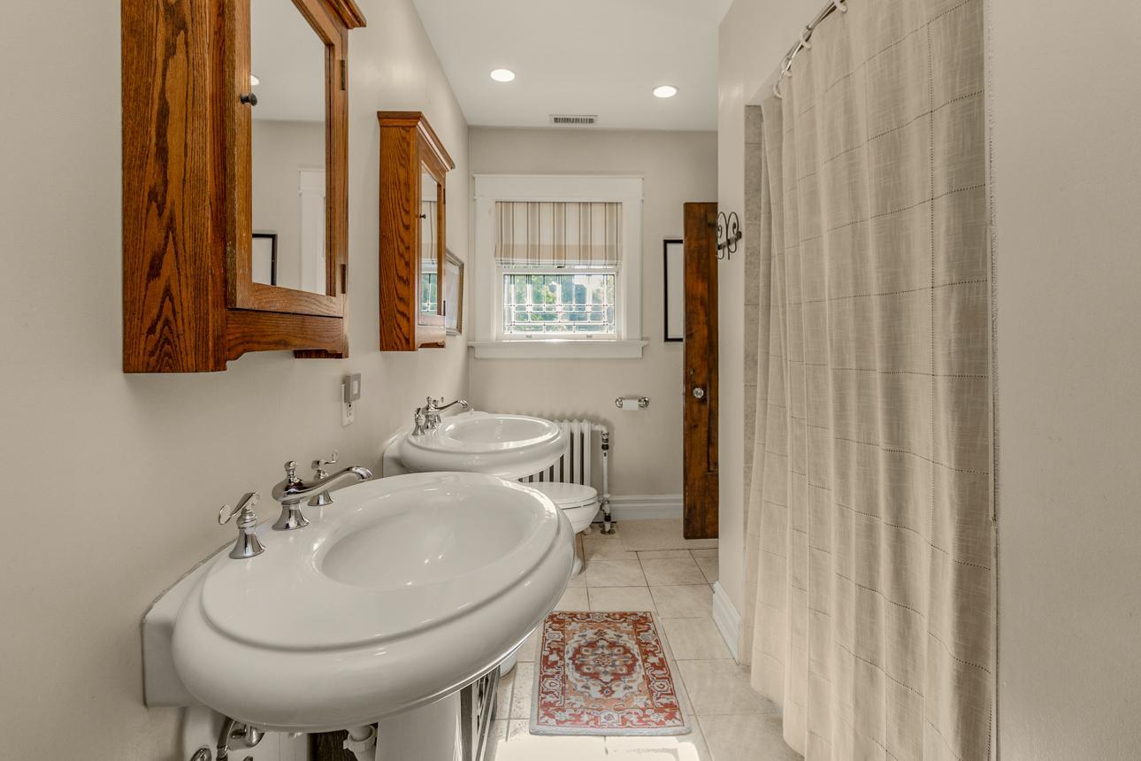 View of Residential at 1825 Summit Avenue, Saint Paul MN 55105, Saint Paul (41 of 63) - Mike Wilen | Minnesota Team Real Estate