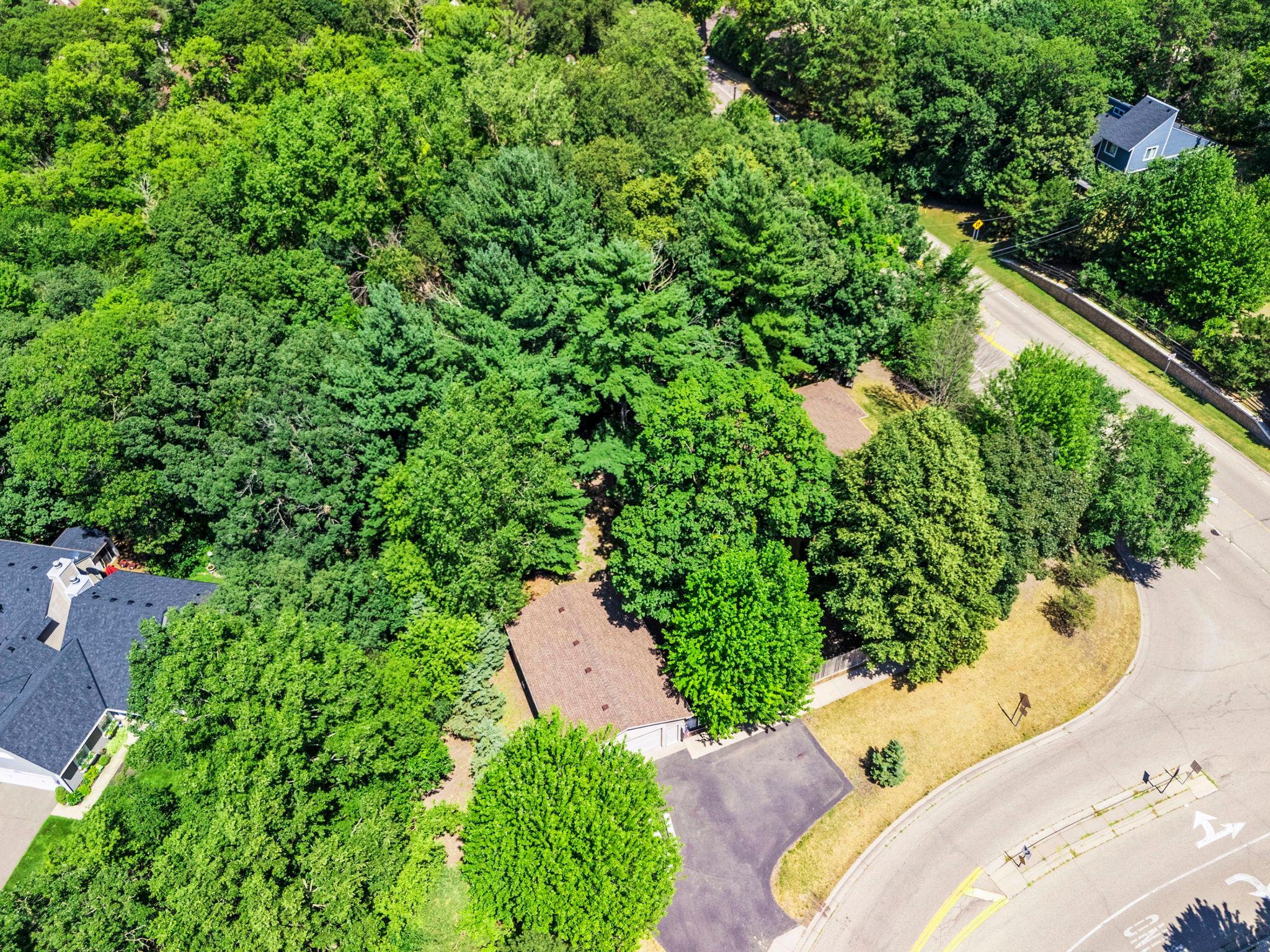 View of Residential at 4344 Williston Road, Minnetonka MN 55345, Minnetonka (31 of 33) - Mike Wilen | Minnesota Team Real Estate