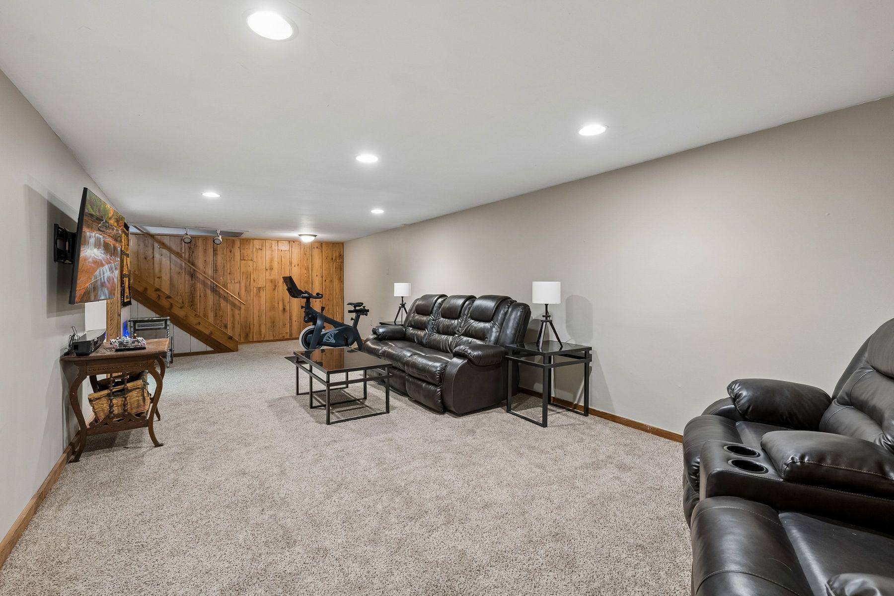 View of Residential at 3013 63rd Avenue, Brooklyn Center MN 55429, Brooklyn Center (18 of 26) - Mike Wilen | Minnesota Team Real Estate