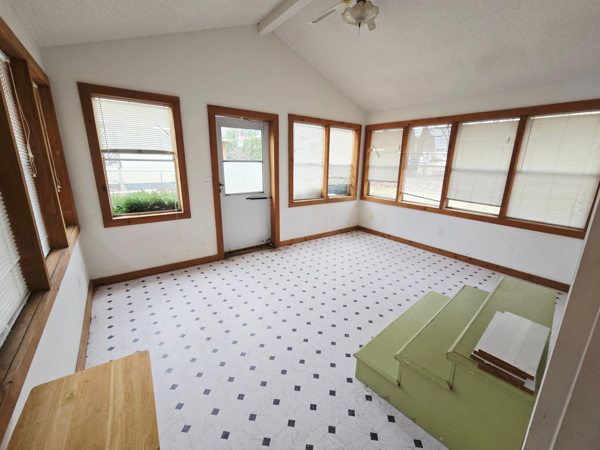 View of Residential at 2100 Wentworth Avenue, South Saint Paul MN 55075, South Saint Paul (11 of 45) - Mike Wilen | Minnesota Team Real Estate