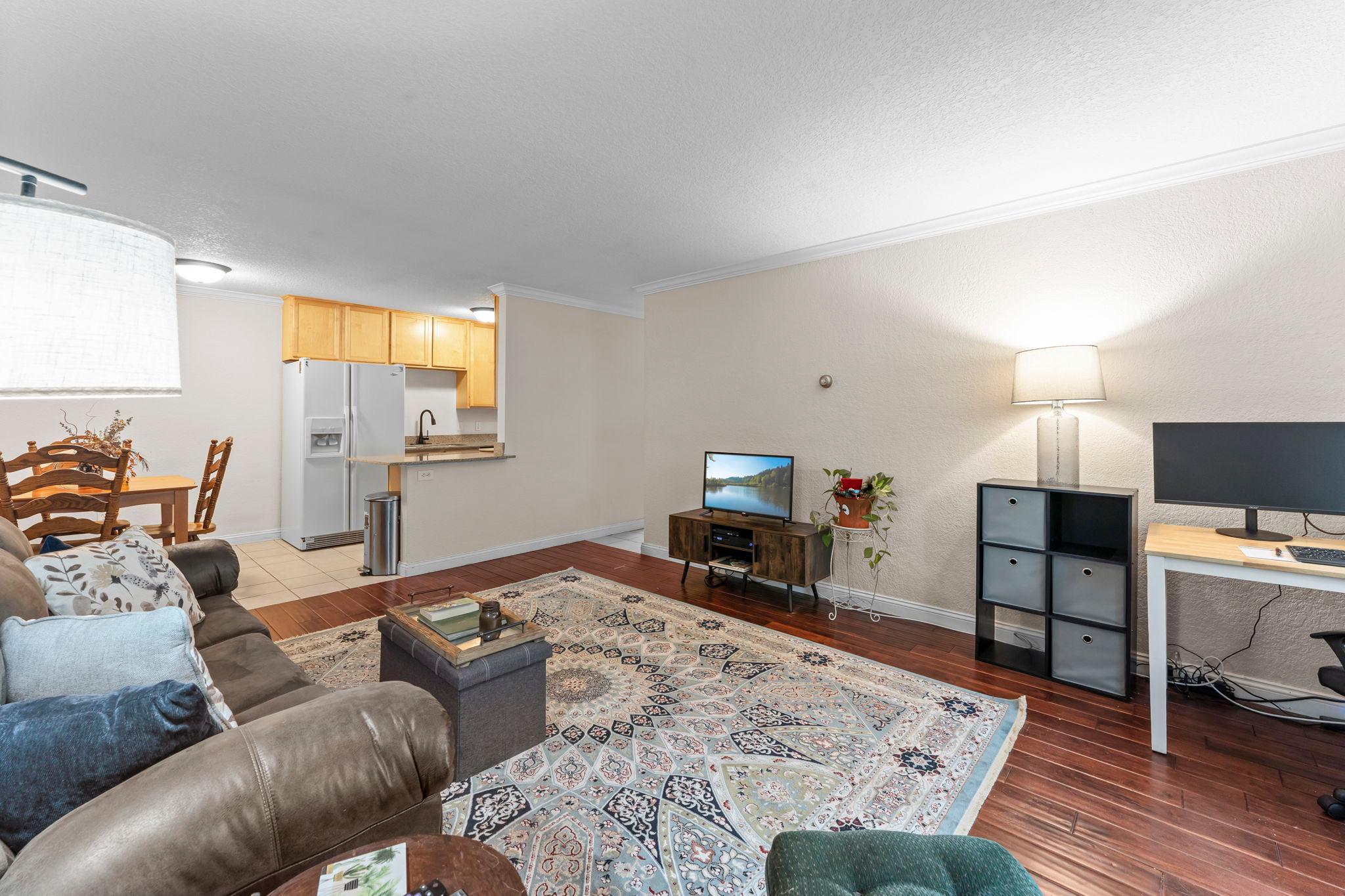 View of Residential at 3120 Hennepin Avenue #106, Minneapolis MN 55408, Minneapolis (6 of 17) - Mike Wilen | Minnesota Team Real Estate