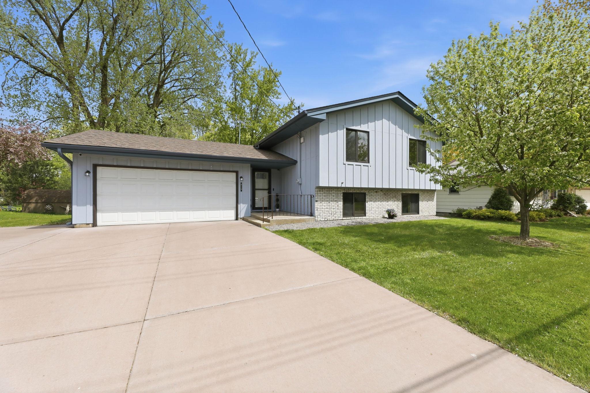 View of Residential at 819 Grant Street, Anoka MN 55303, Anoka - Mike Wilen | Minnesota Team Real Estate
