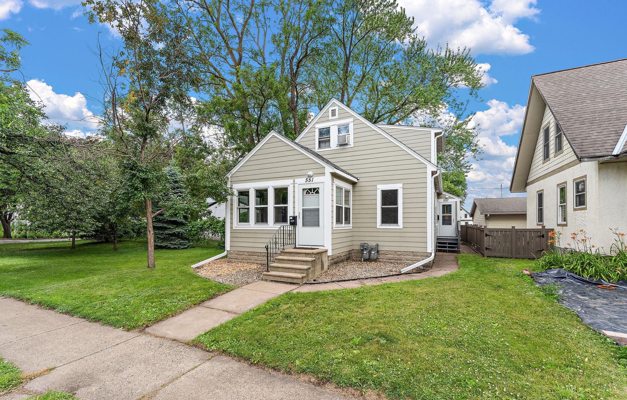 View of Residential Income at 551 Pascal Street, Saint Paul MN 55104, Saint Paul (2 of 37) - Mike Wilen | Minnesota Team Real Estate