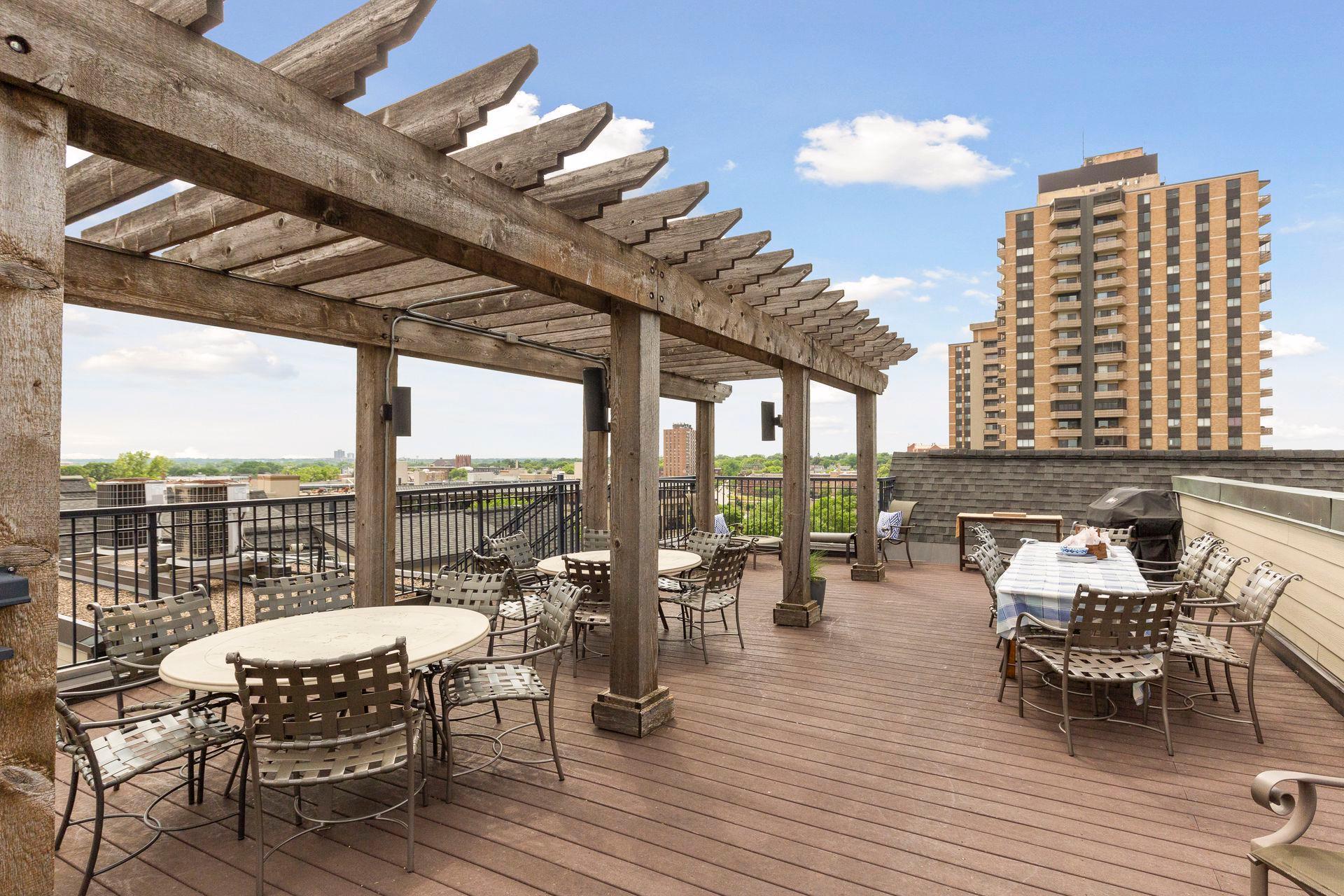 View of Residential at 301 Clifton Avenue #1H, Minneapolis MN 55403, Minneapolis (28 of 35) - Mike Wilen | Minnesota Team Real Estate