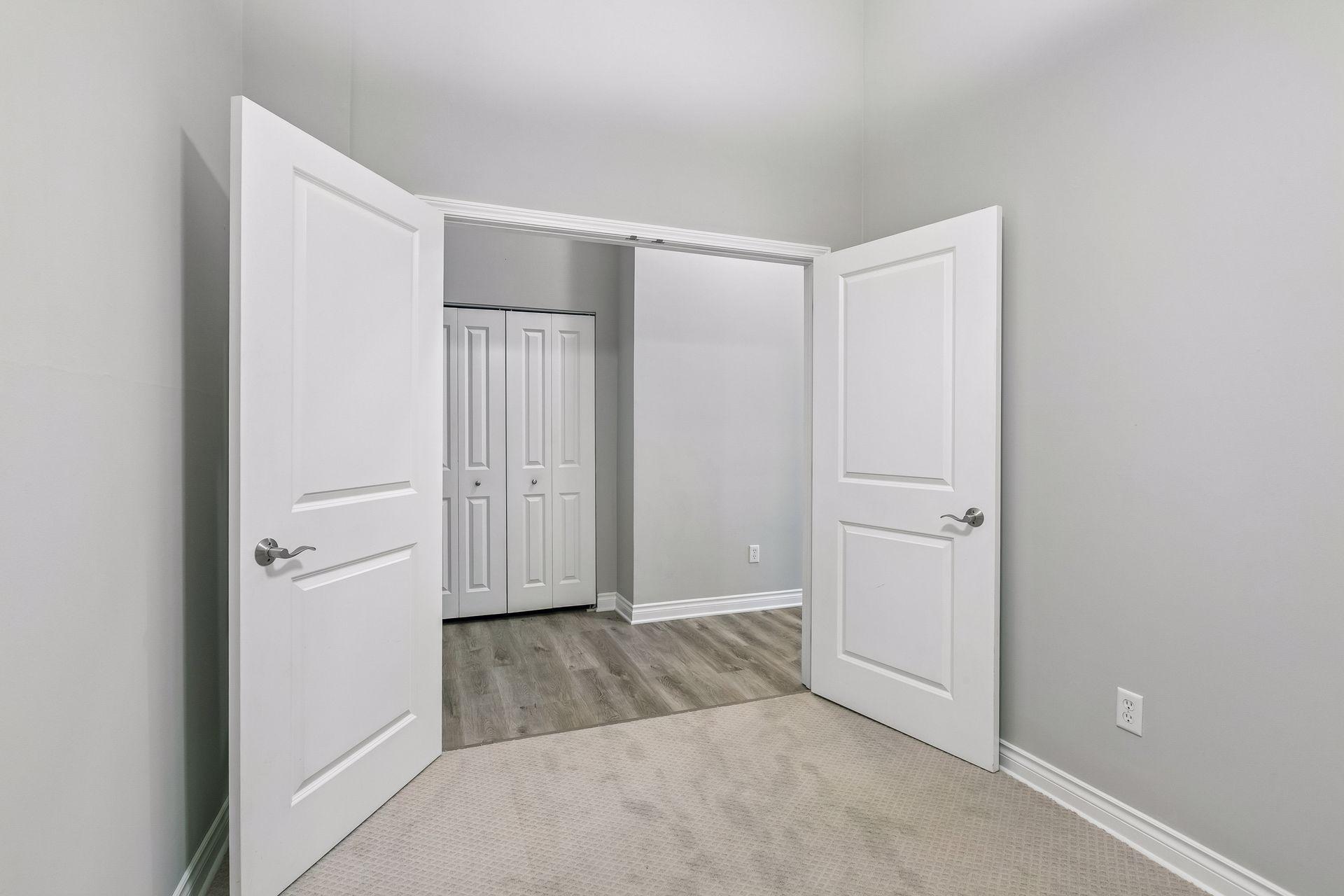 View of Residential at 301 Clifton Avenue #1H, Minneapolis MN 55403, Minneapolis (21 of 35) - Mike Wilen | Minnesota Team Real Estate