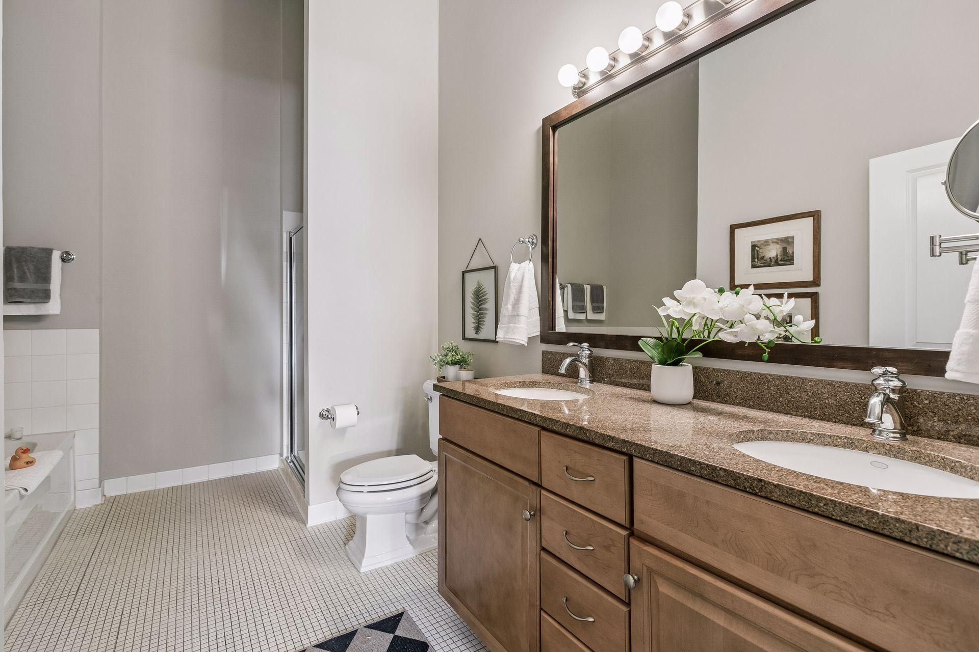 View of Residential at 301 Clifton Avenue #1H, Minneapolis MN 55403, Minneapolis (12 of 35) - Mike Wilen | Minnesota Team Real Estate