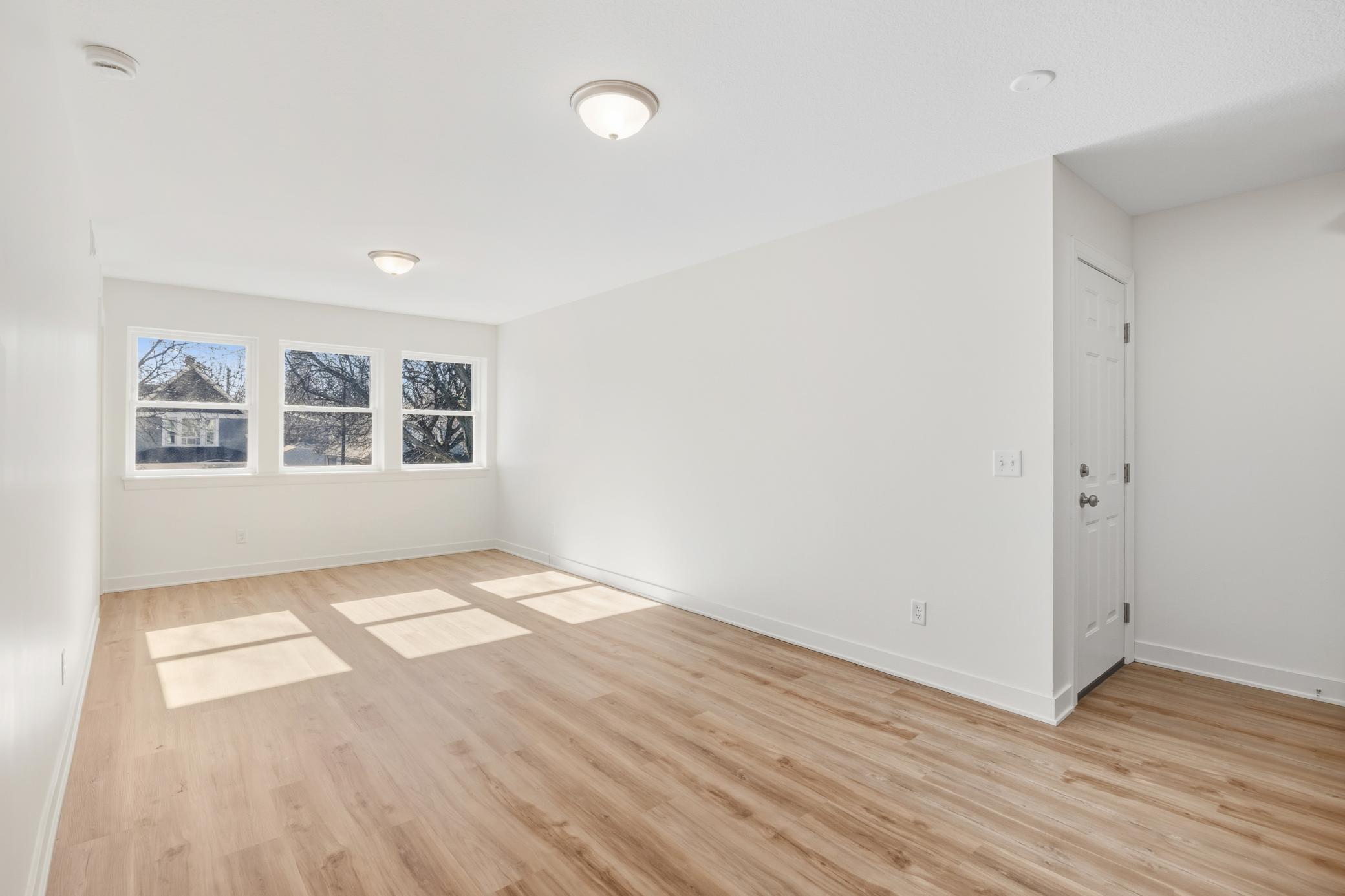 View of Residential Income at 1195 Bush Avenue, Saint Paul MN 55106, Saint Paul (26 of 43) - Mike Wilen | Minnesota Team Real Estate