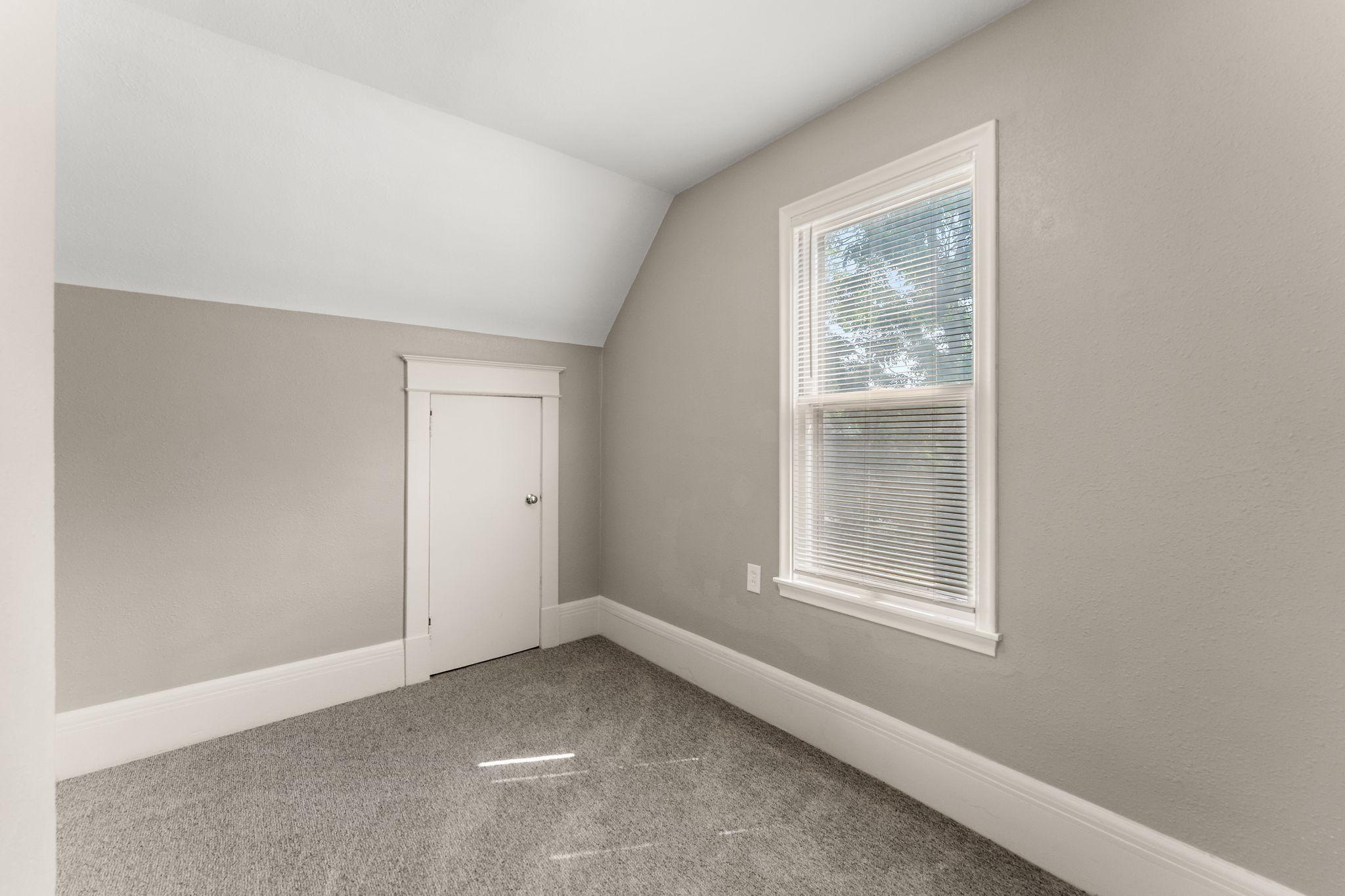 View of Residential at 1467 Charles Avenue, Saint Paul MN 55104, Saint Paul (11 of 37) - Mike Wilen | Minnesota Team Real Estate