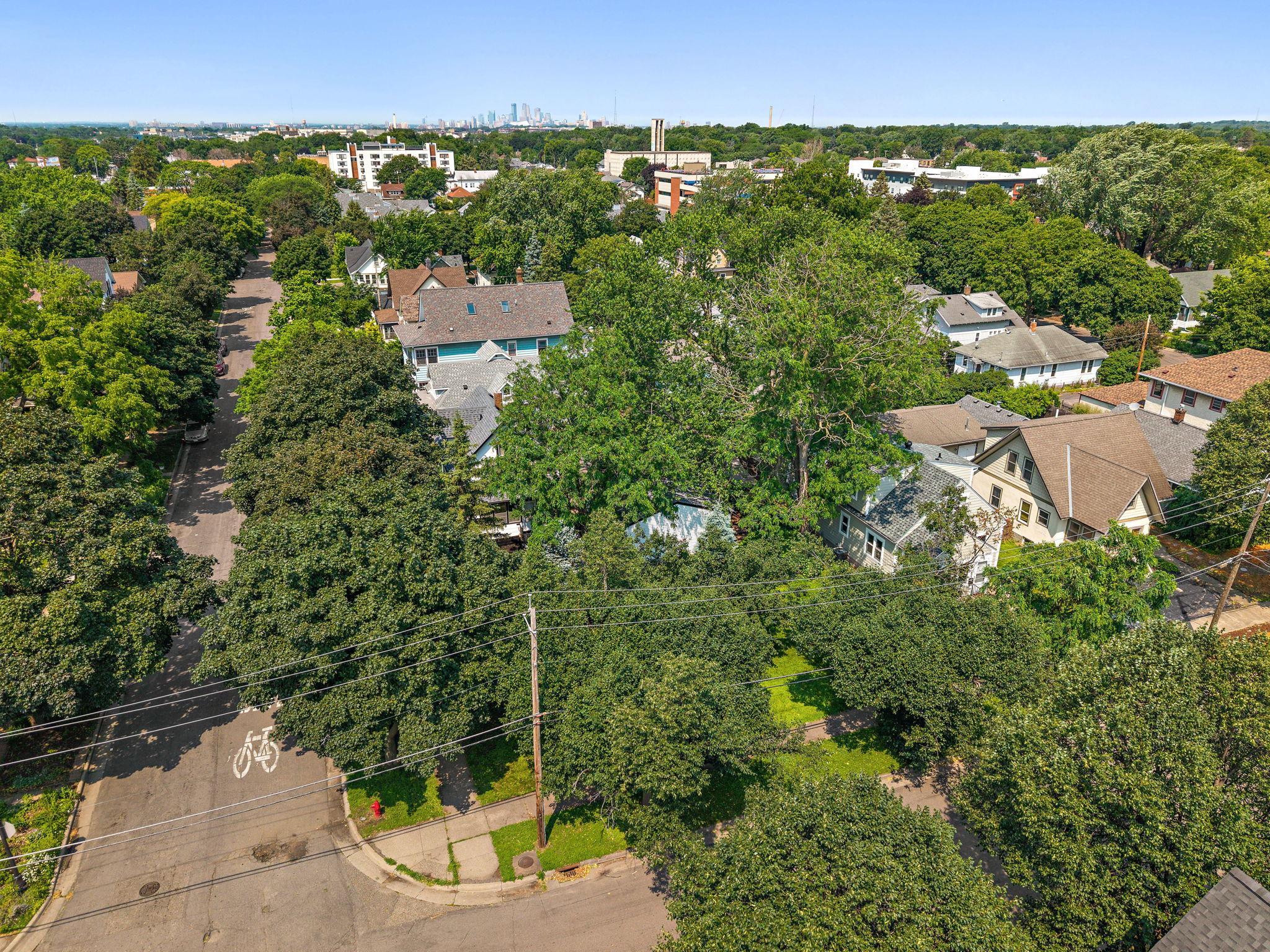 View of Residential at 1467 Charles Avenue, Saint Paul MN 55104, Saint Paul (36 of 37) - Mike Wilen | Minnesota Team Real Estate