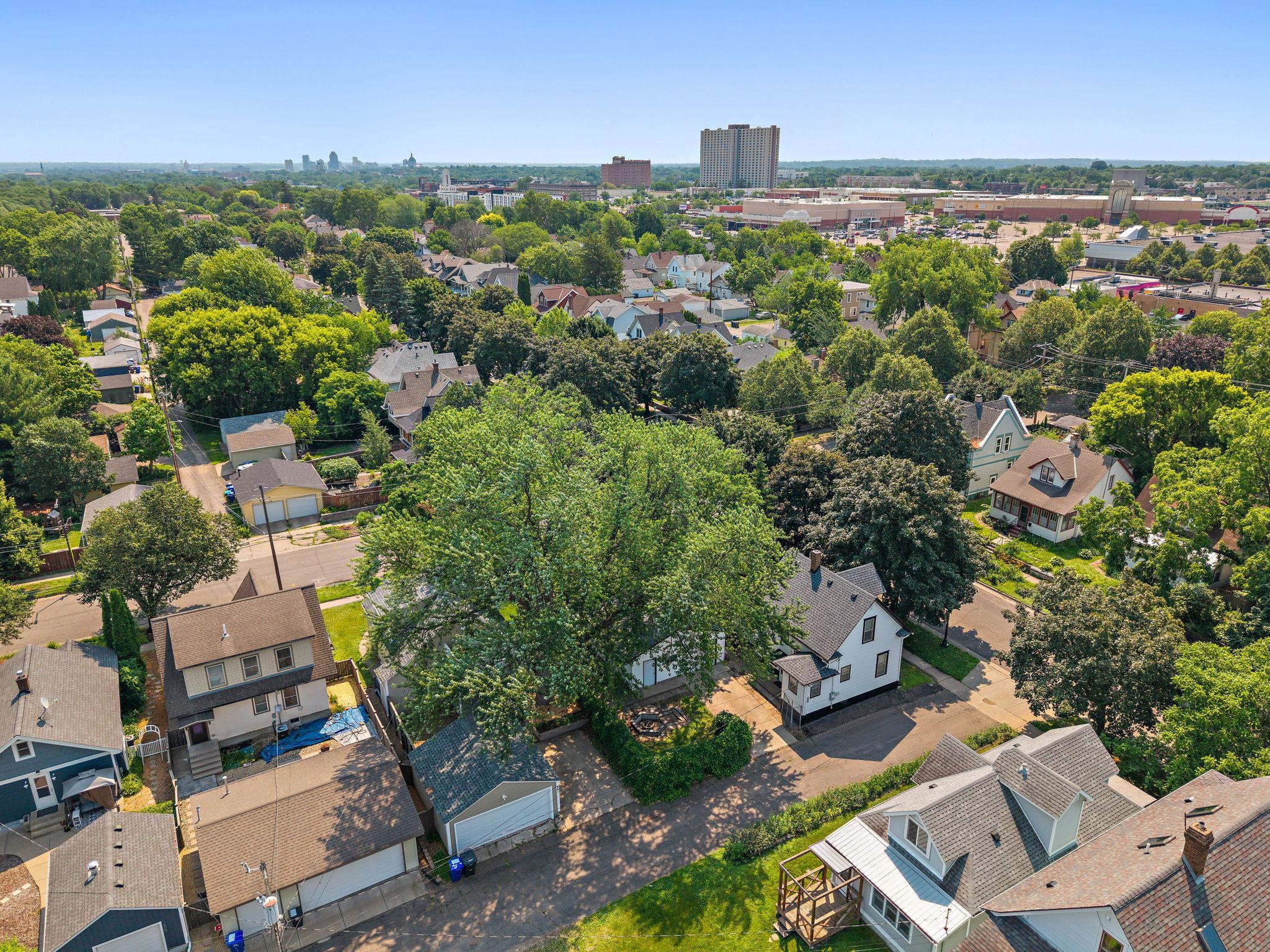 View of Residential at 1467 Charles Avenue, Saint Paul MN 55104, Saint Paul (33 of 37) - Mike Wilen | Minnesota Team Real Estate