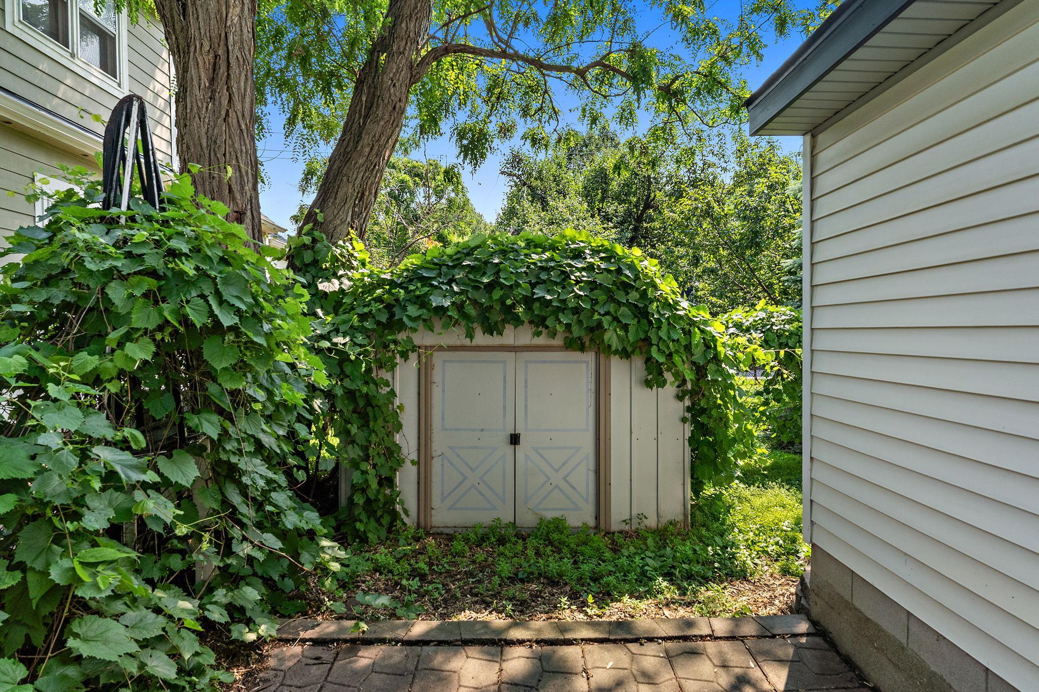 View of Residential at 1467 Charles Avenue, Saint Paul MN 55104, Saint Paul (29 of 37) - Mike Wilen | Minnesota Team Real Estate
