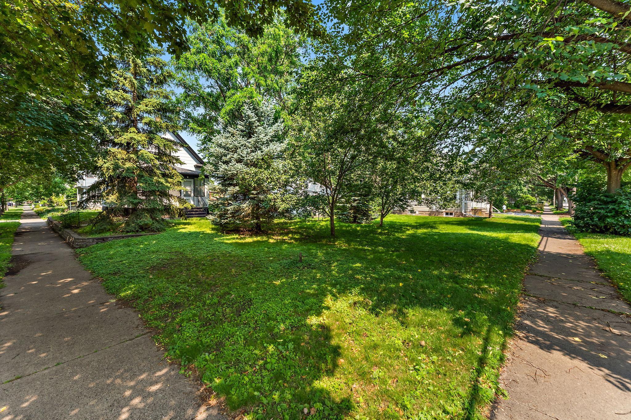 View of Residential at 1467 Charles Avenue, Saint Paul MN 55104, Saint Paul (26 of 37) - Mike Wilen | Minnesota Team Real Estate
