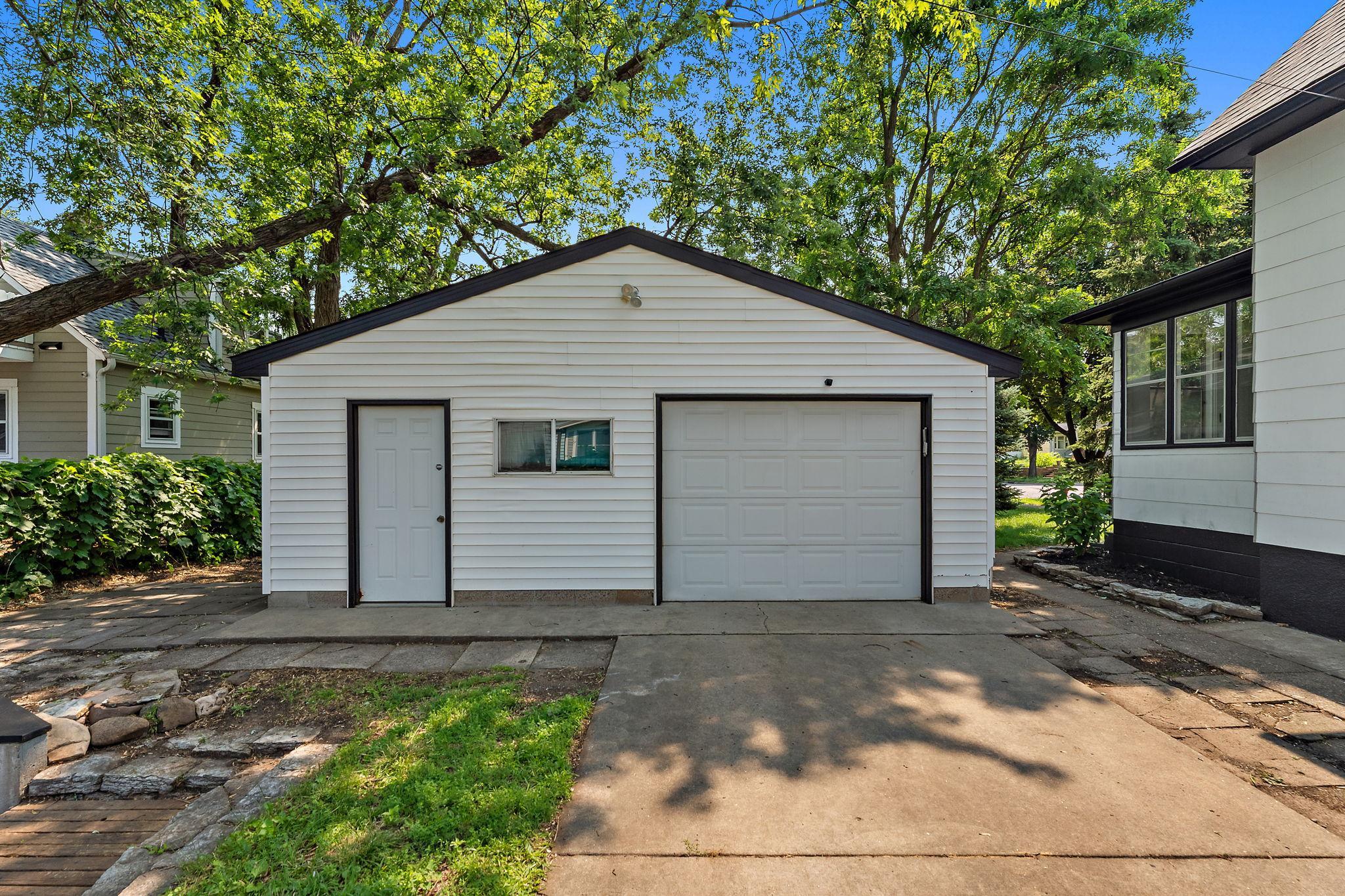 View of Residential at 1467 Charles Avenue, Saint Paul MN 55104, Saint Paul (24 of 37) - Mike Wilen | Minnesota Team Real Estate