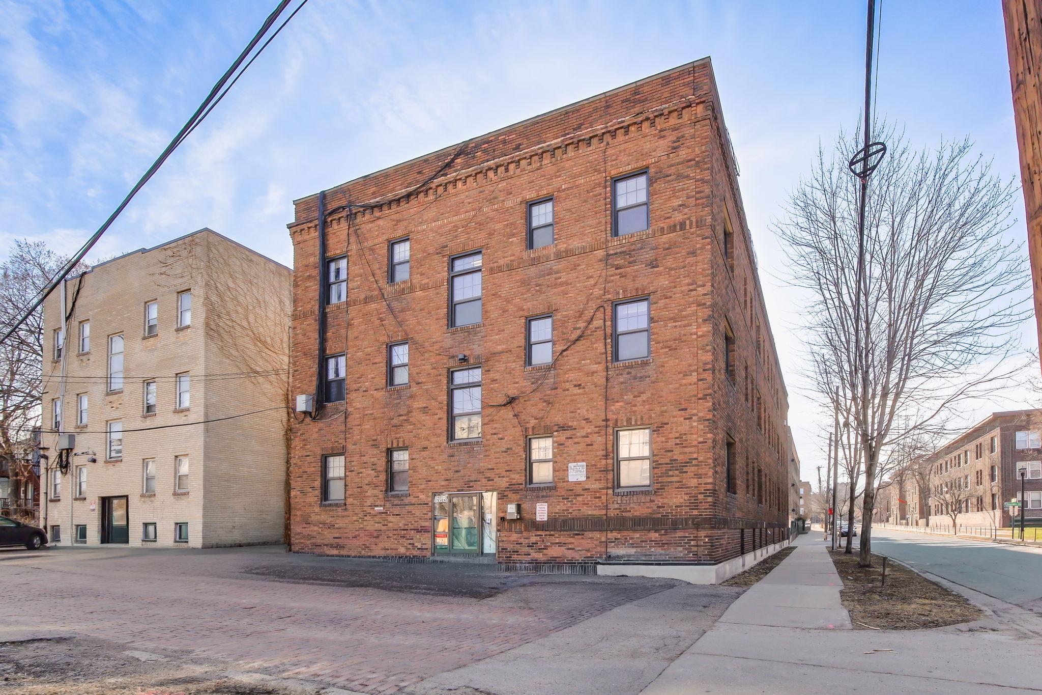 View of Residential at 1901 Stevens Avenue #303, Minneapolis MN 55403, Minneapolis (18 of 23) - Mike Wilen | Minnesota Team Real Estate