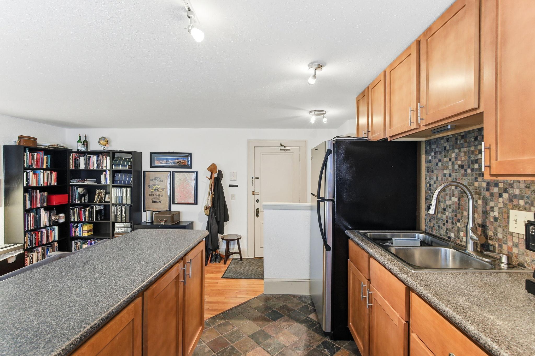 View of Residential at 1901 Stevens Avenue #303, Minneapolis MN 55403, Minneapolis (13 of 23) - Mike Wilen | Minnesota Team Real Estate